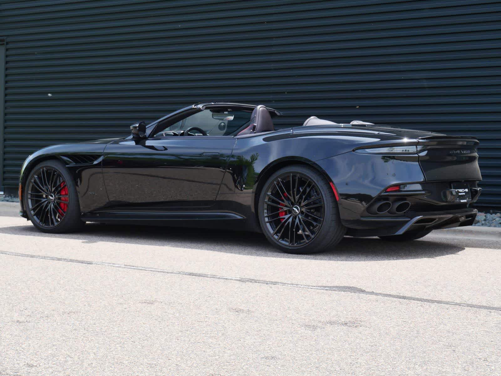 Thumbnail: 2023 Aston Martin DBS - 3
