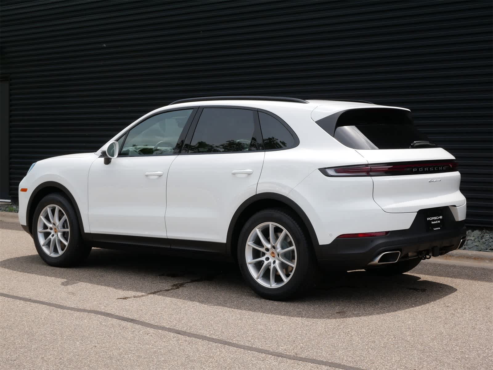 Thumbnail: 2025 Porsche Cayenne - 3