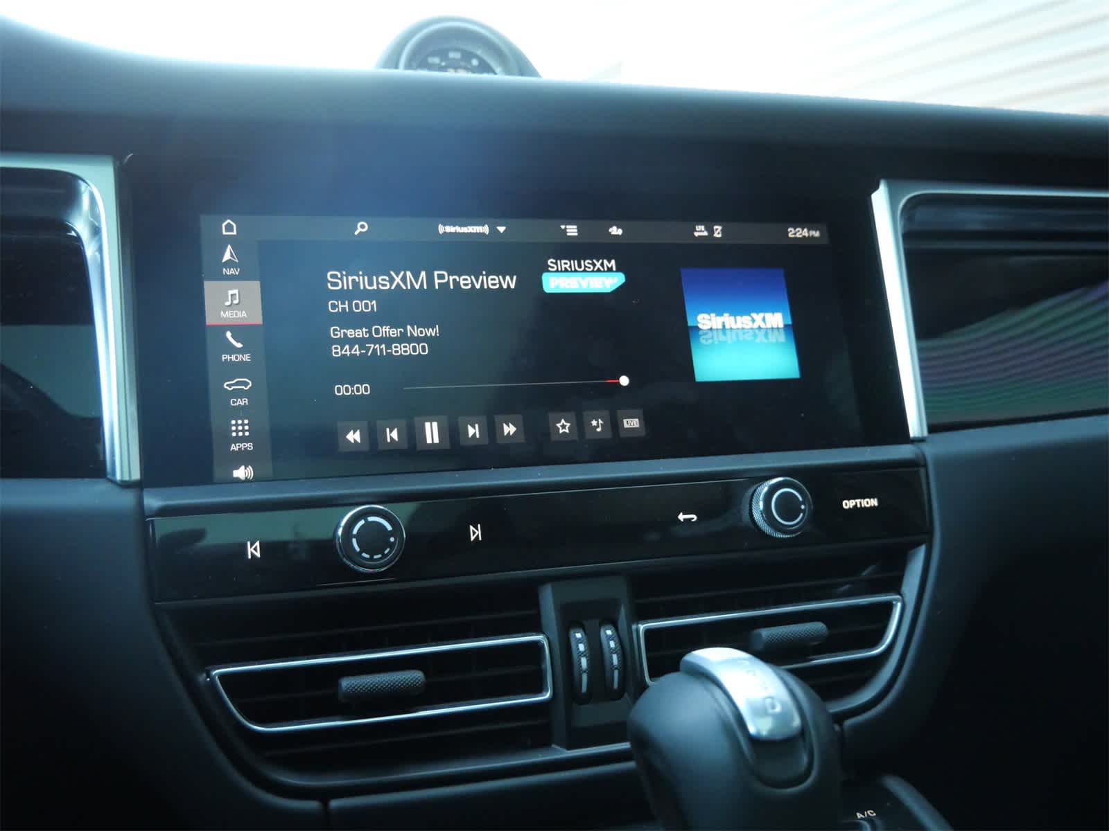 Thumbnail: 2024 Porsche Macan - 27