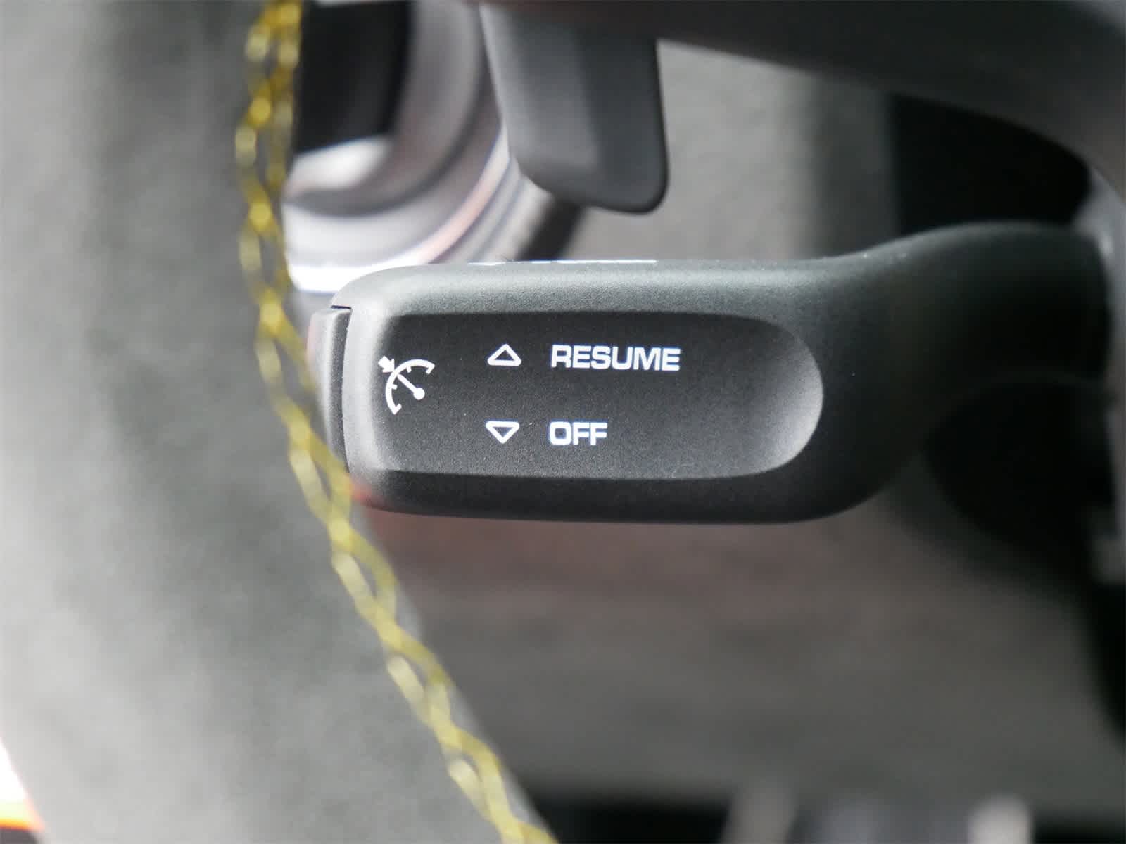 Thumbnail: 2025 Porsche  - 10