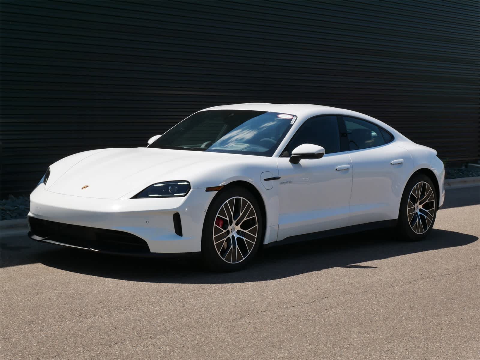 Thumbnail: 2025 Porsche Taycan - 1