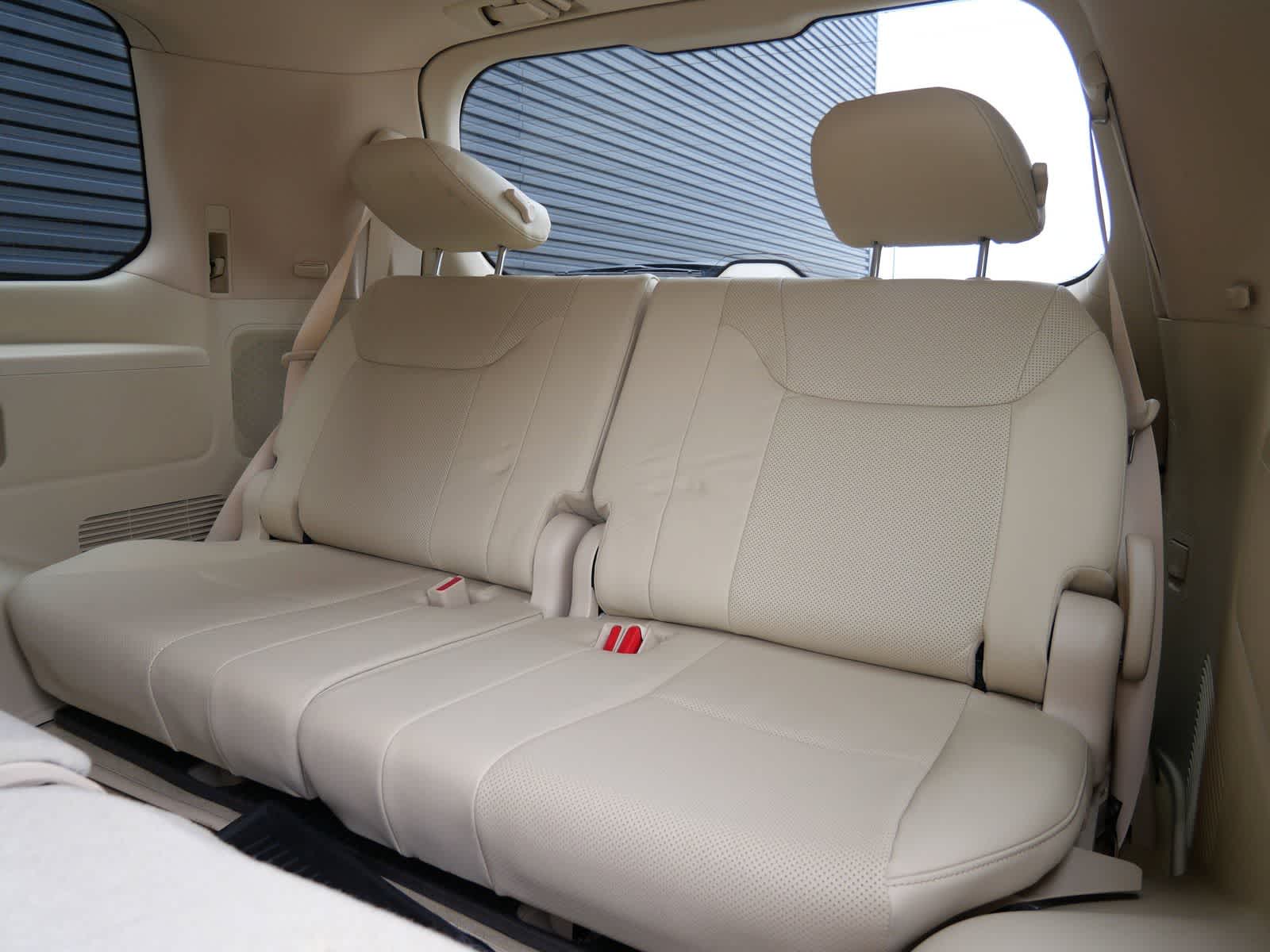 Thumbnail: 2021 Lexus LX - 13