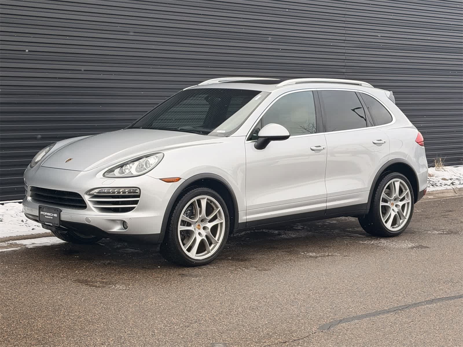 2014 Porsche Cayenne S -
                  Saint Paul, MN