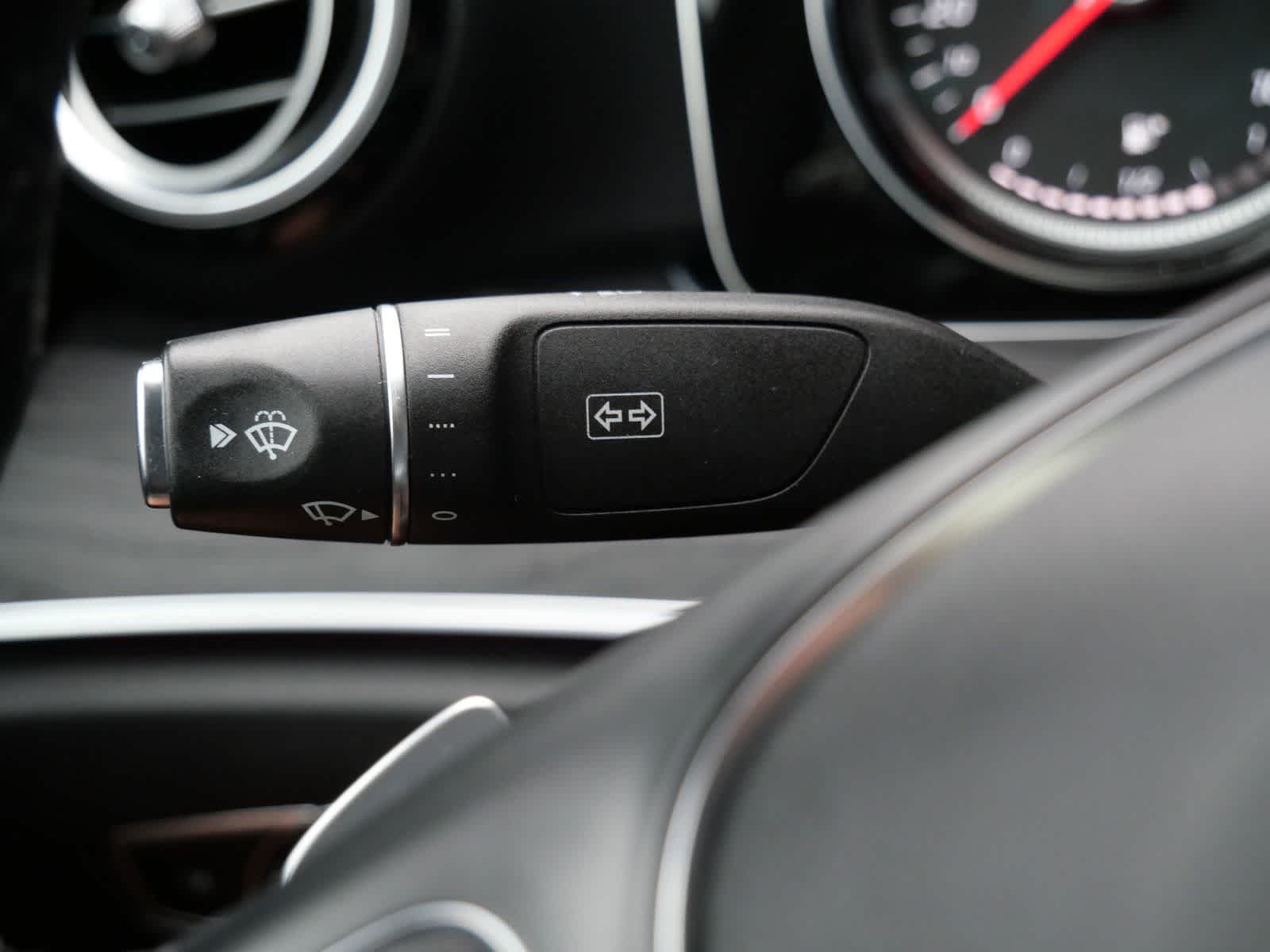 Thumbnail: 2017 Mercedes-Benz E-Class - 24