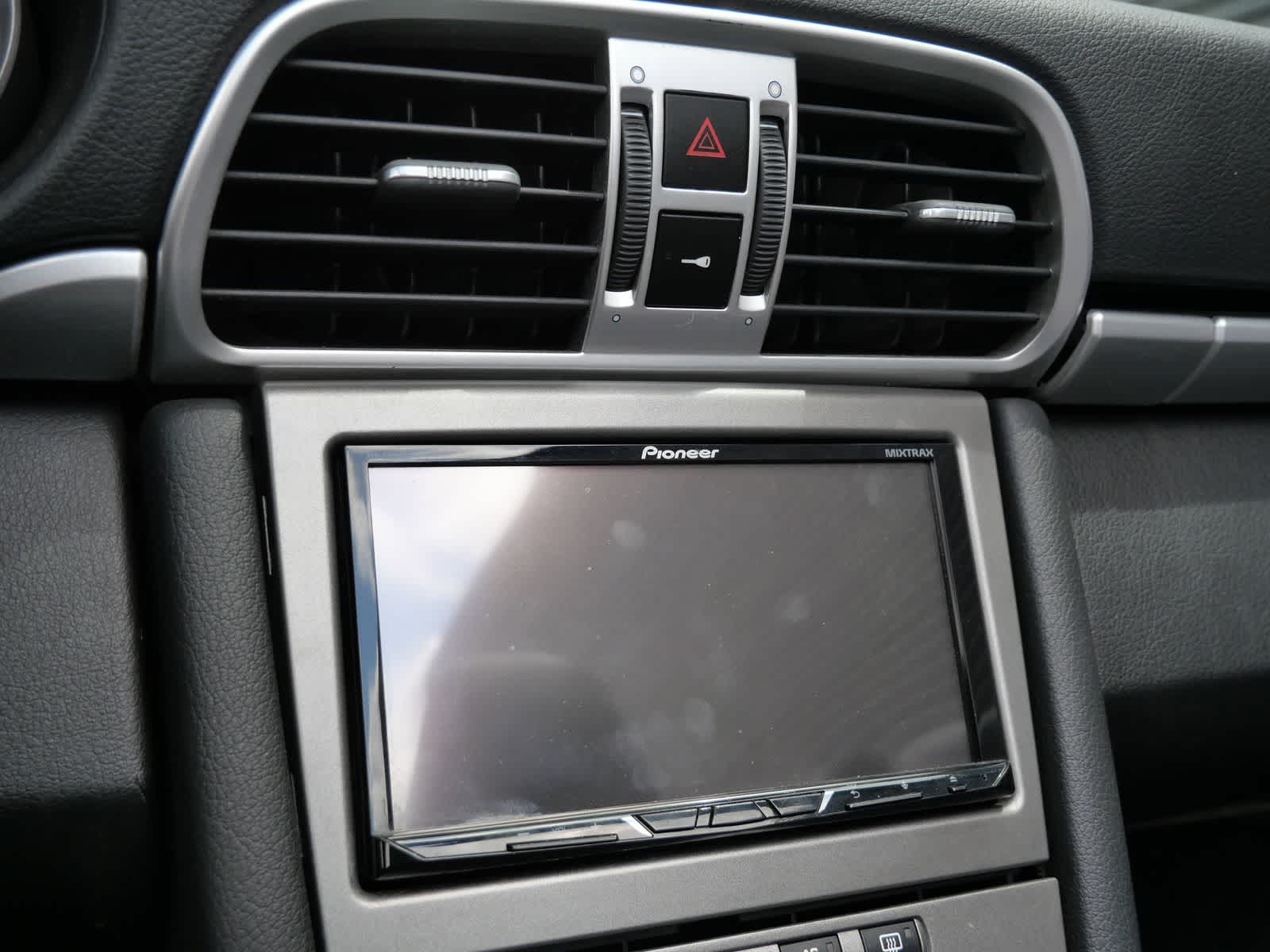 Thumbnail: 2006 Porsche 911 - 17