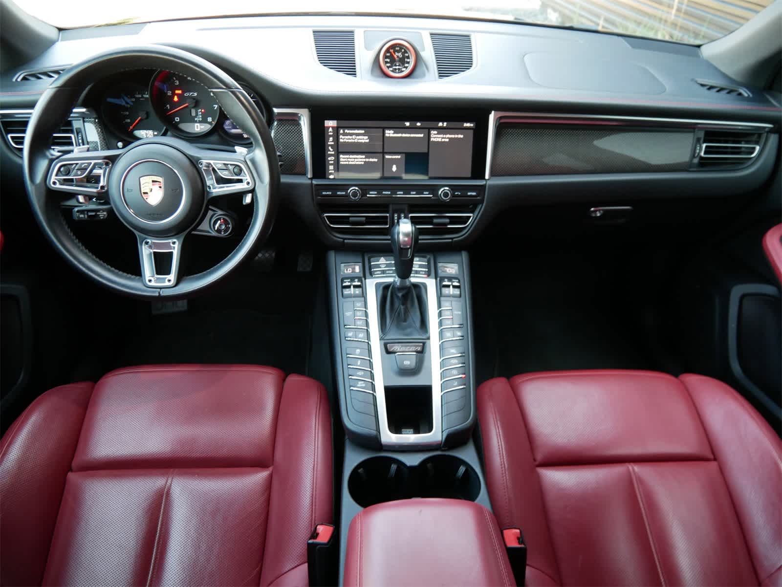 Thumbnail: 2021 Porsche Macan - 8