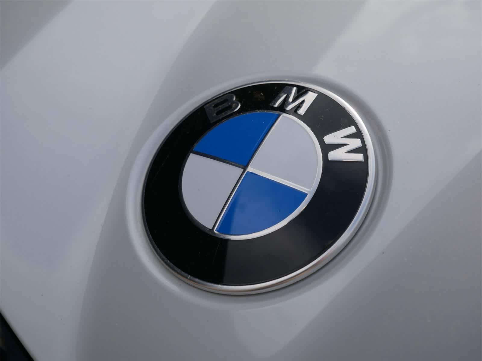 Thumbnail: 2024 BMW XM - 24