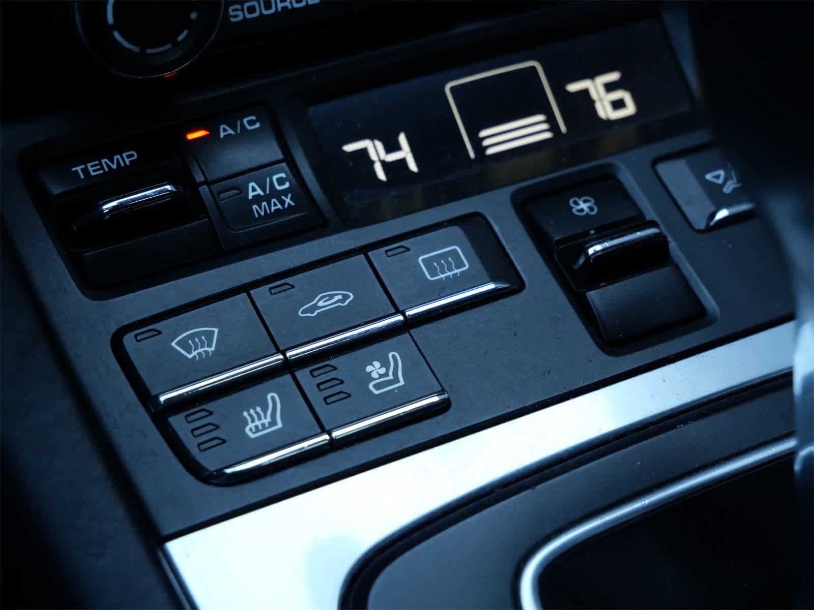 Thumbnail: 2017 Porsche 911 - 14