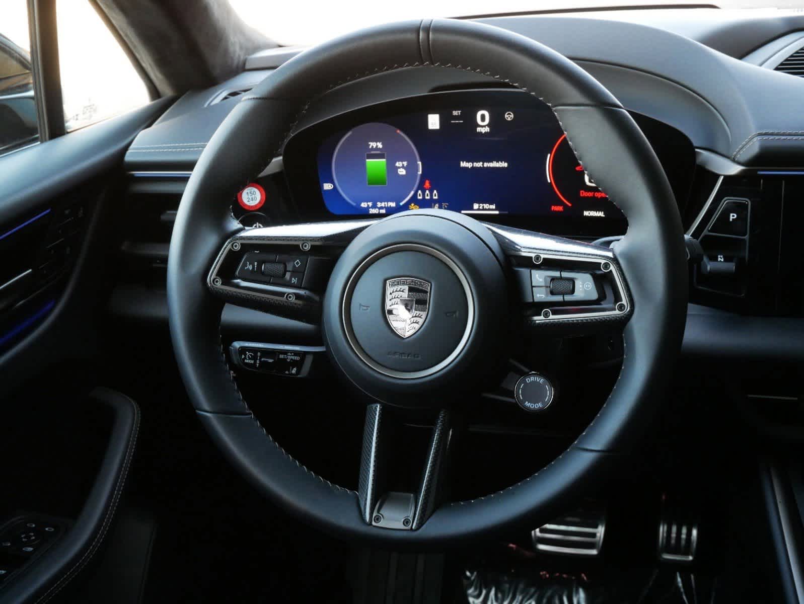 Thumbnail: 2024 Porsche Macan - 13