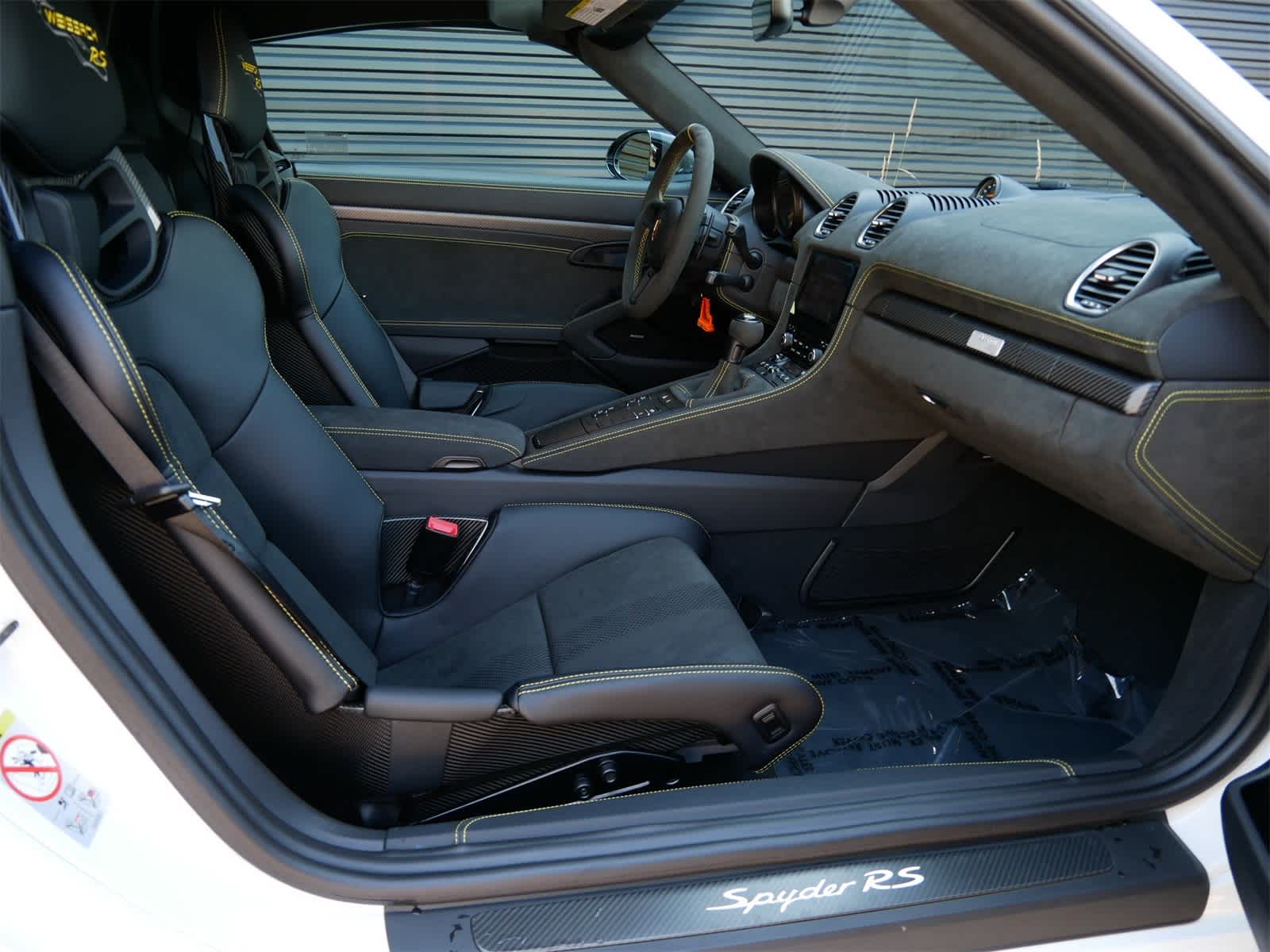 Thumbnail: 2025 Porsche  - 27