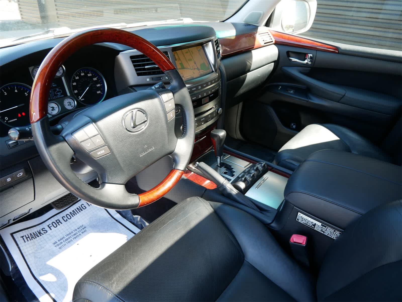 2011 Lexus LX 570 4