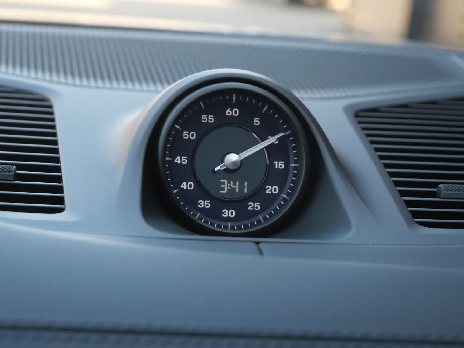 Thumbnail: 2026 Porsche Cayenne - 27