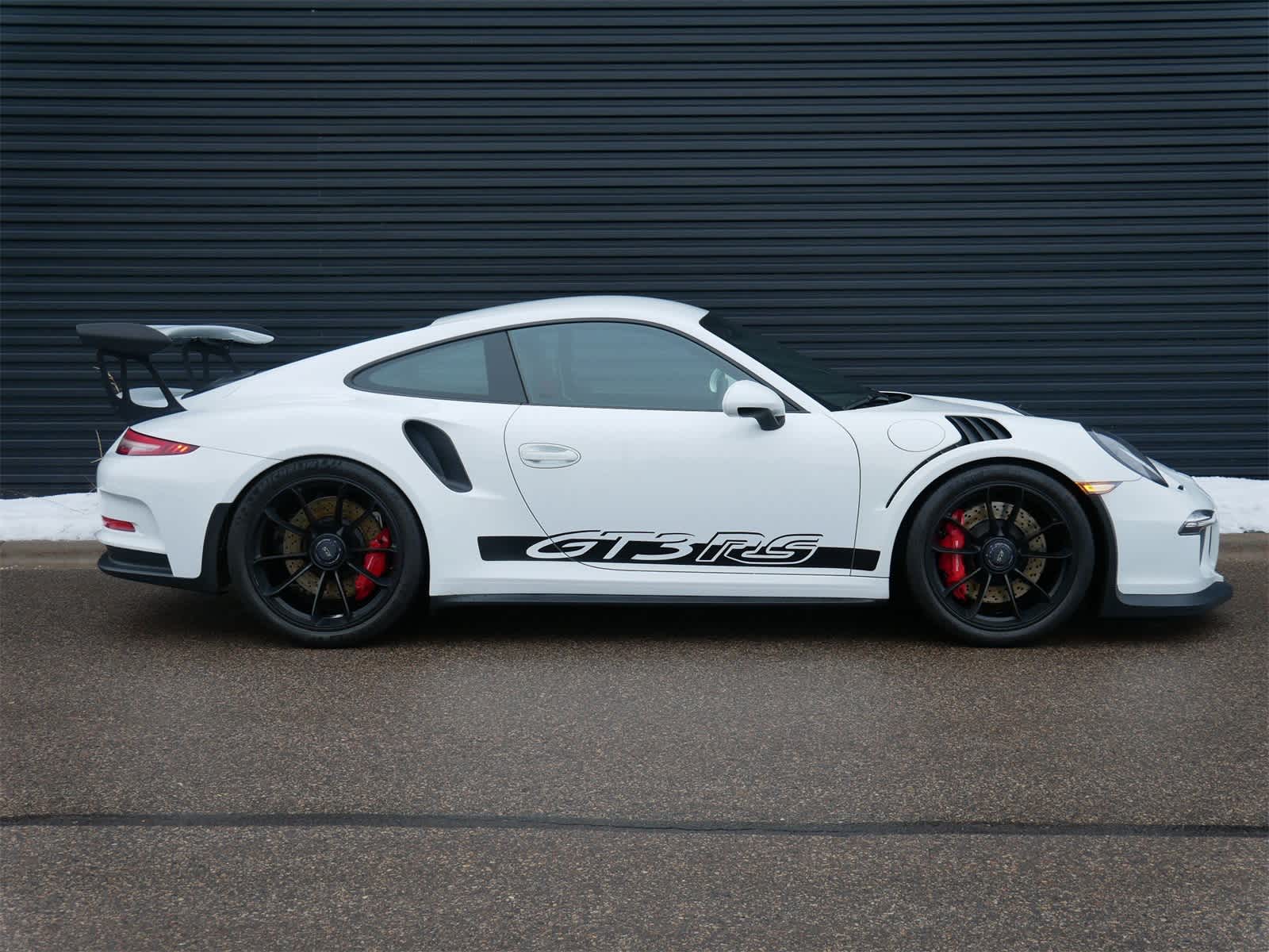 Thumbnail: 2016 Porsche 911 - 24