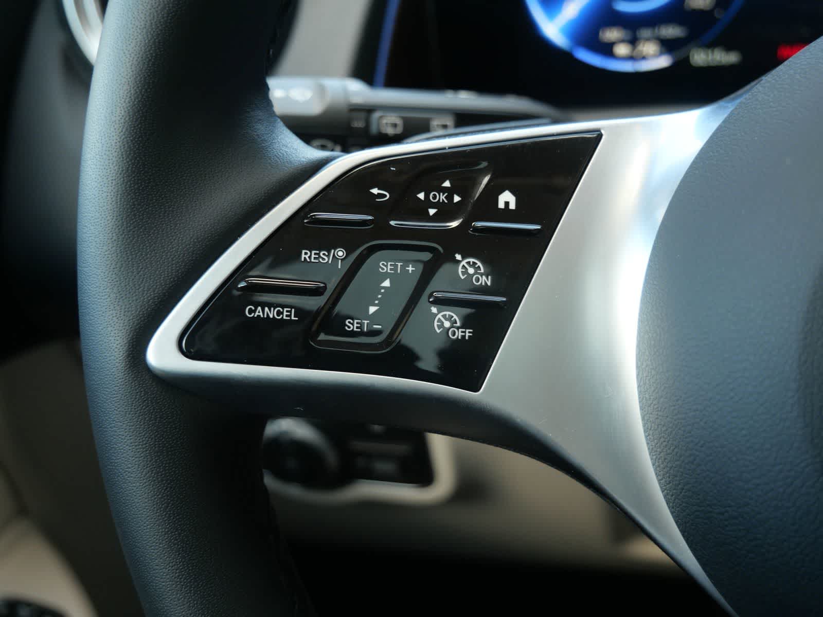 Thumbnail: 2025 Mercedes-Benz EQB - 23