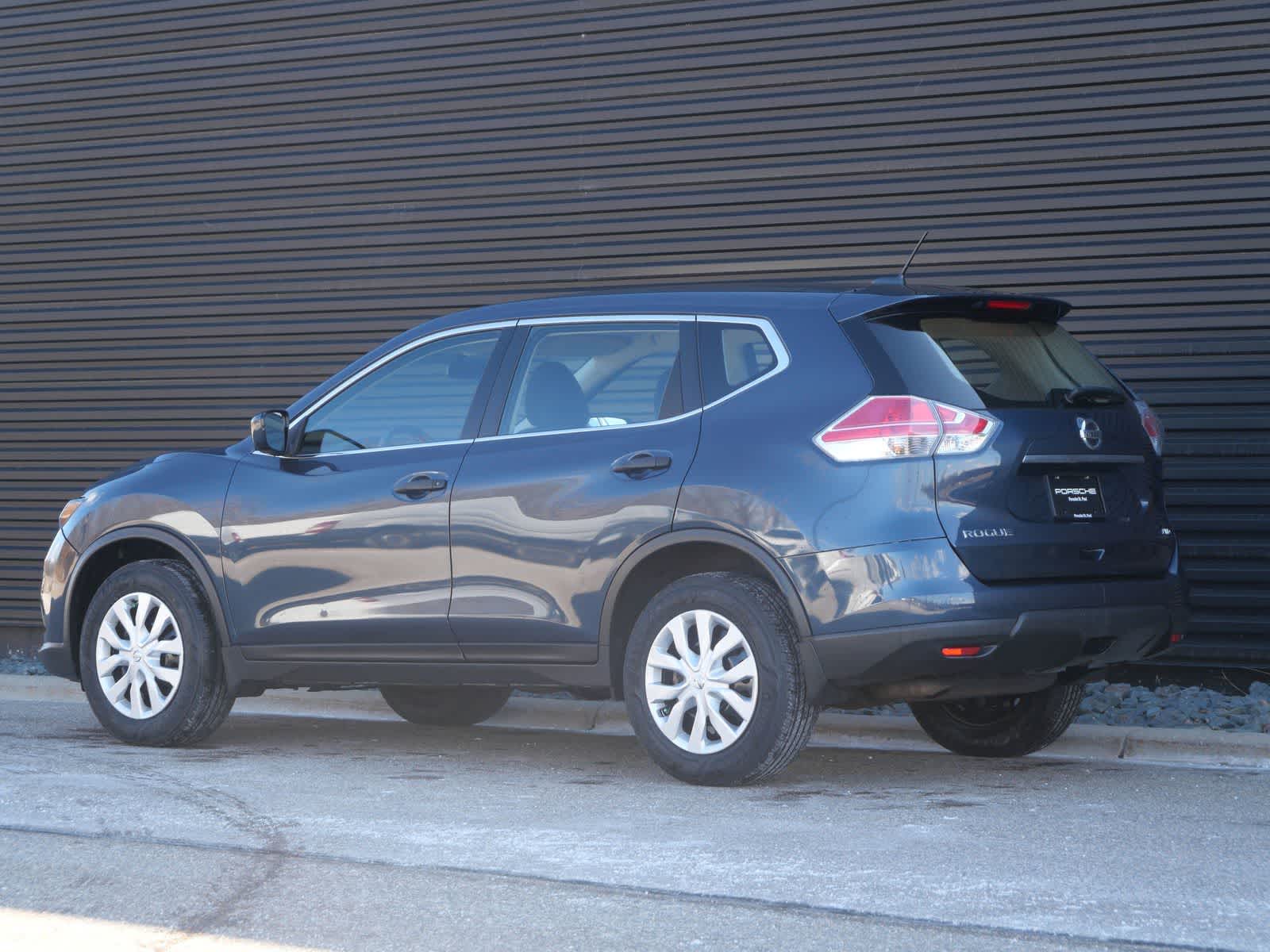 Thumbnail: 2016 Nissan Rogue - 3