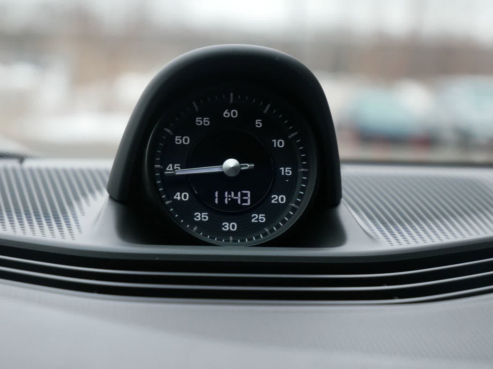 Thumbnail: 2021 Porsche Taycan - 22