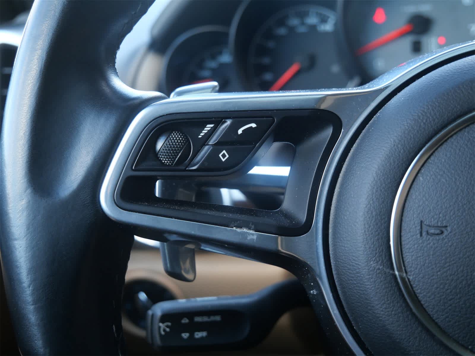 Thumbnail: 2017 Porsche Cayenne - 23