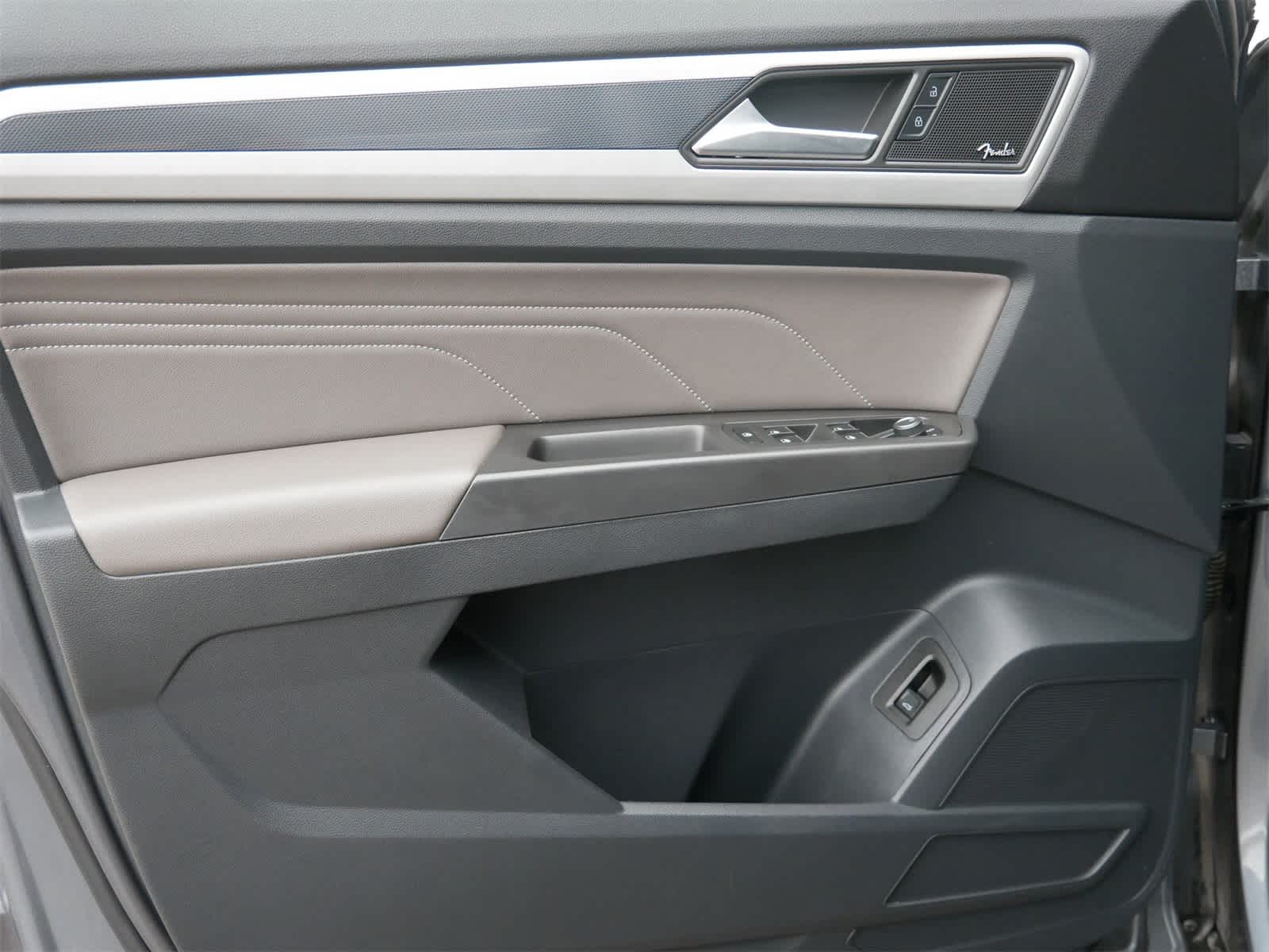 Thumbnail: 2022 Volkswagen Atlas - 9