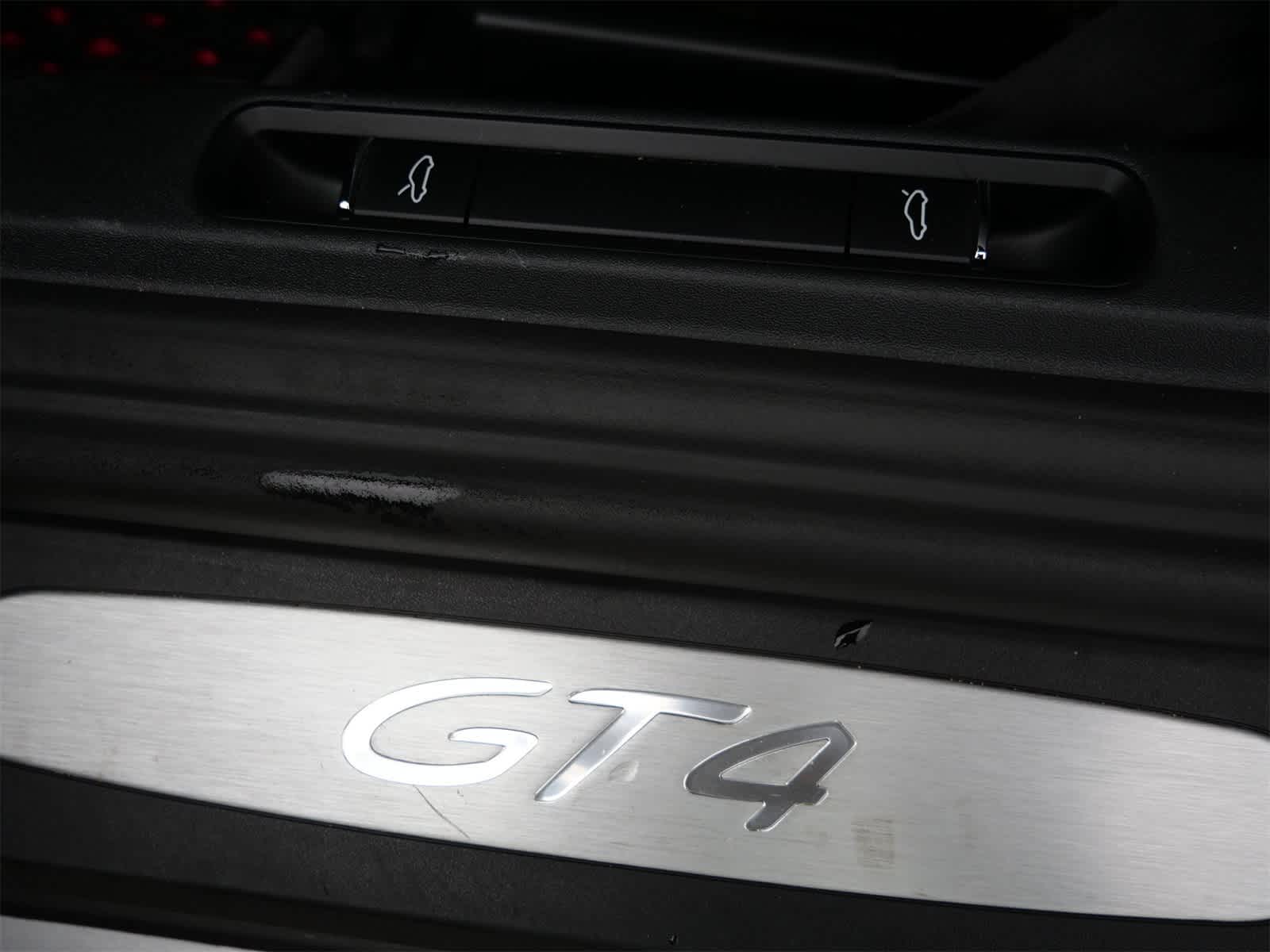 Thumbnail: 2021 Porsche 718 Cayman - 9