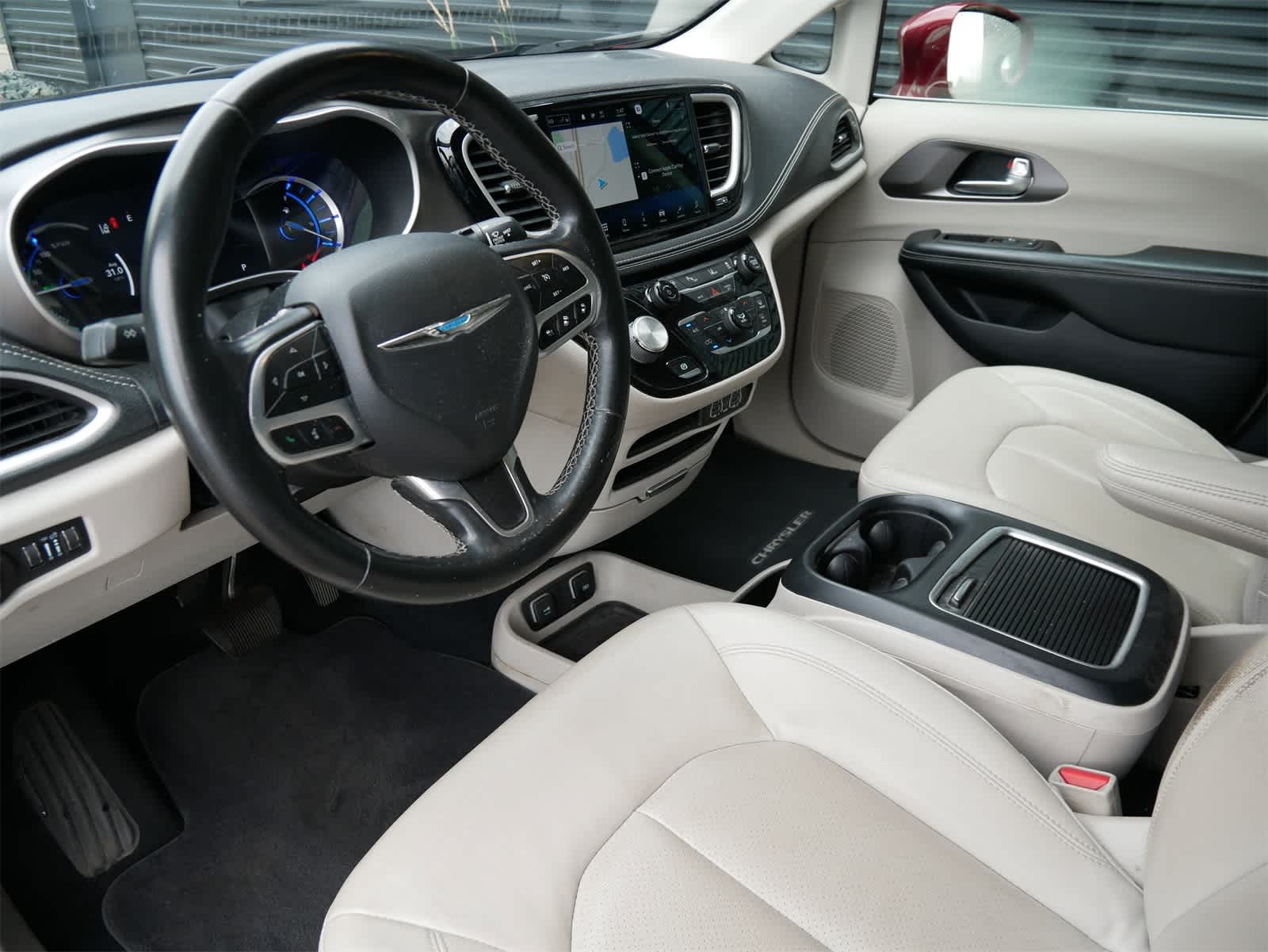 Thumbnail: 2021 Chrysler Pacifica - 4