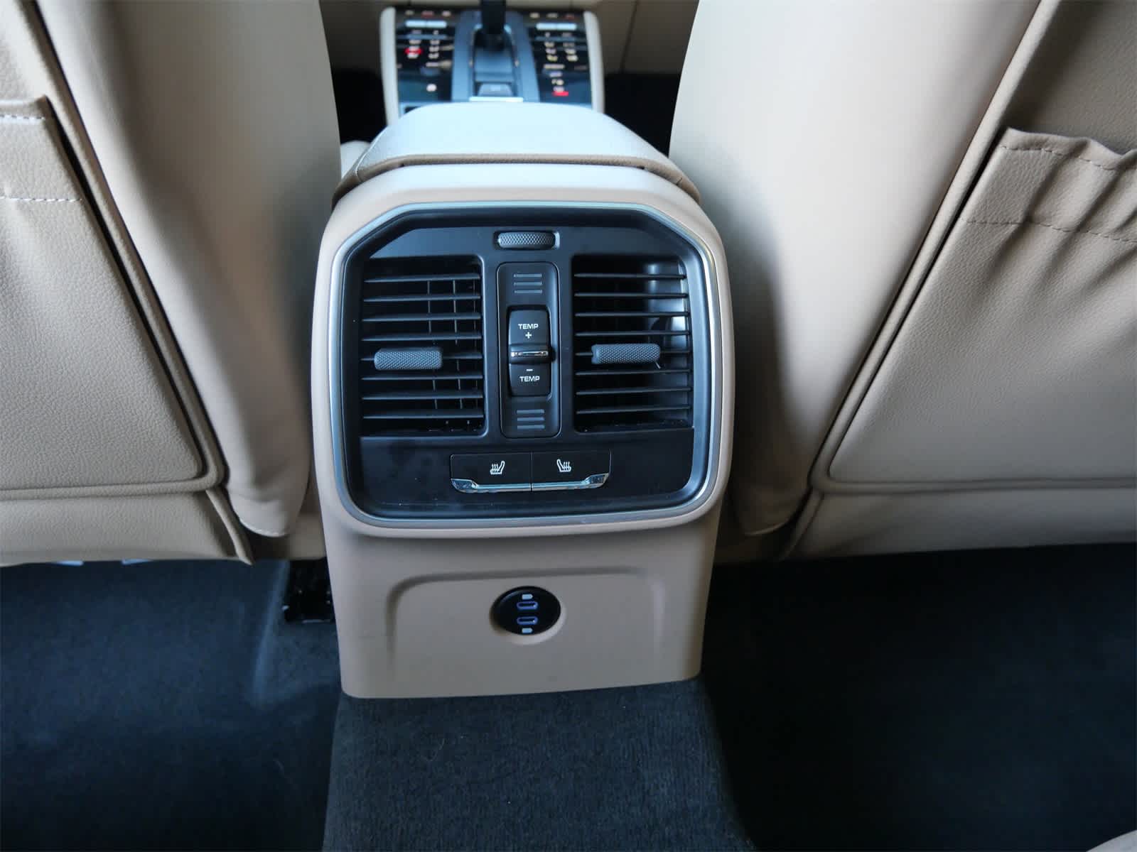 Thumbnail: 2025 Porsche Macan - 13