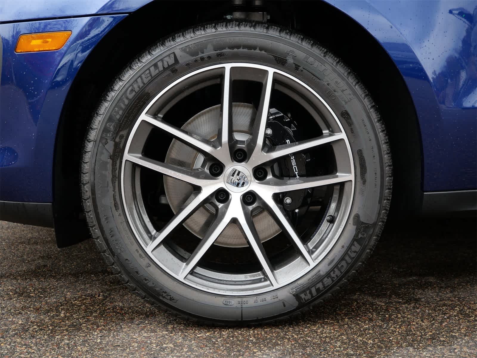 Thumbnail: 2026 Porsche Macan - 20