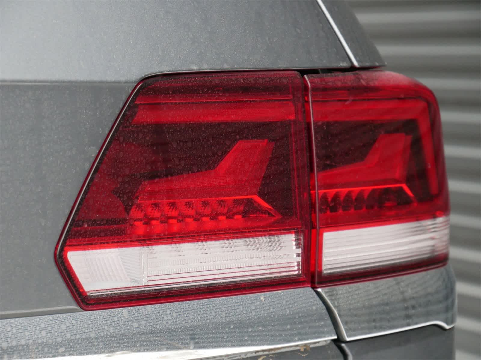 Thumbnail: 2022 Volkswagen Atlas - 8