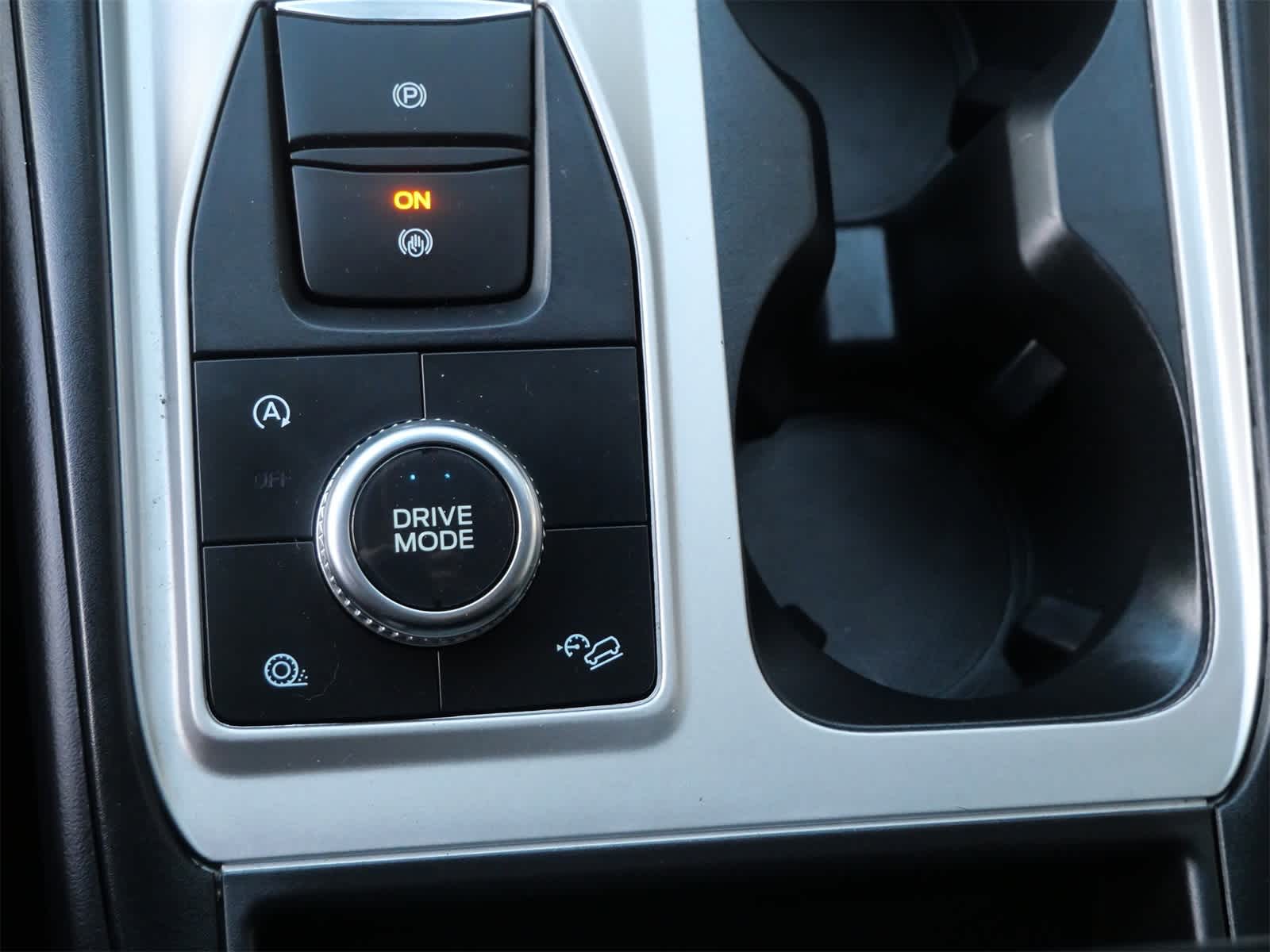 Thumbnail: 2024 Ford Explorer - 22