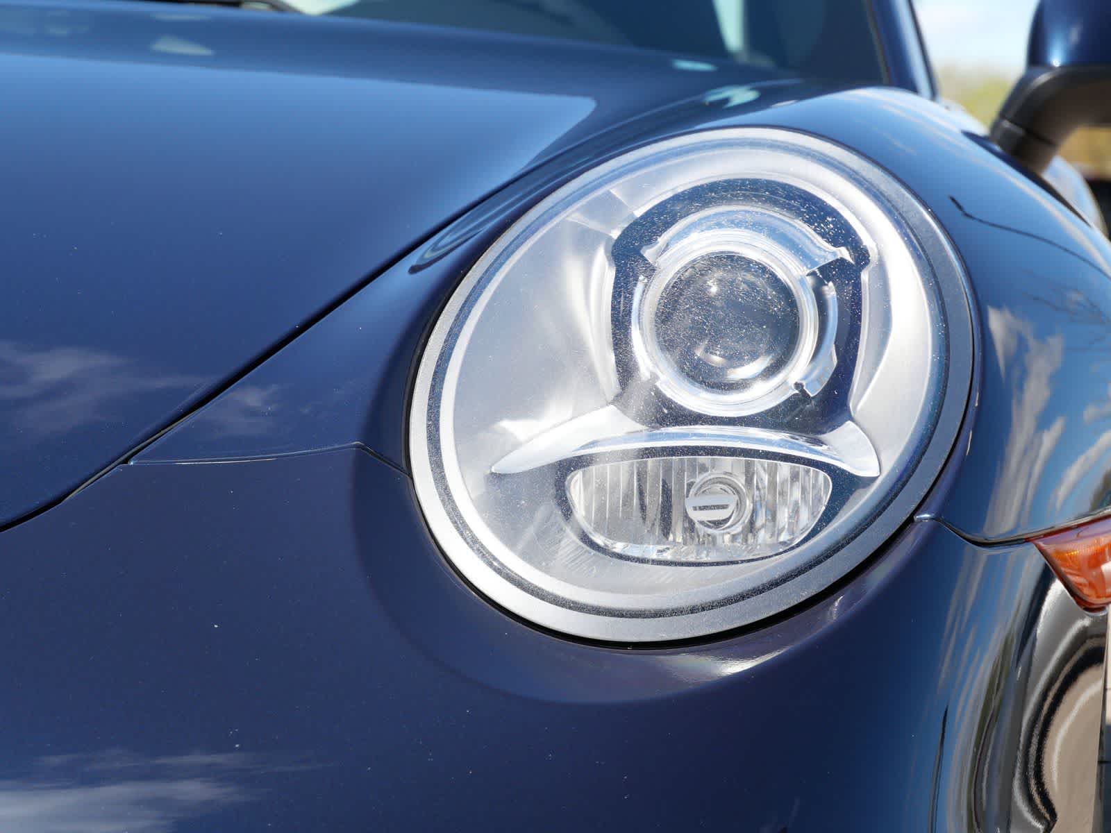 Thumbnail: 2014 Porsche 911 - 6