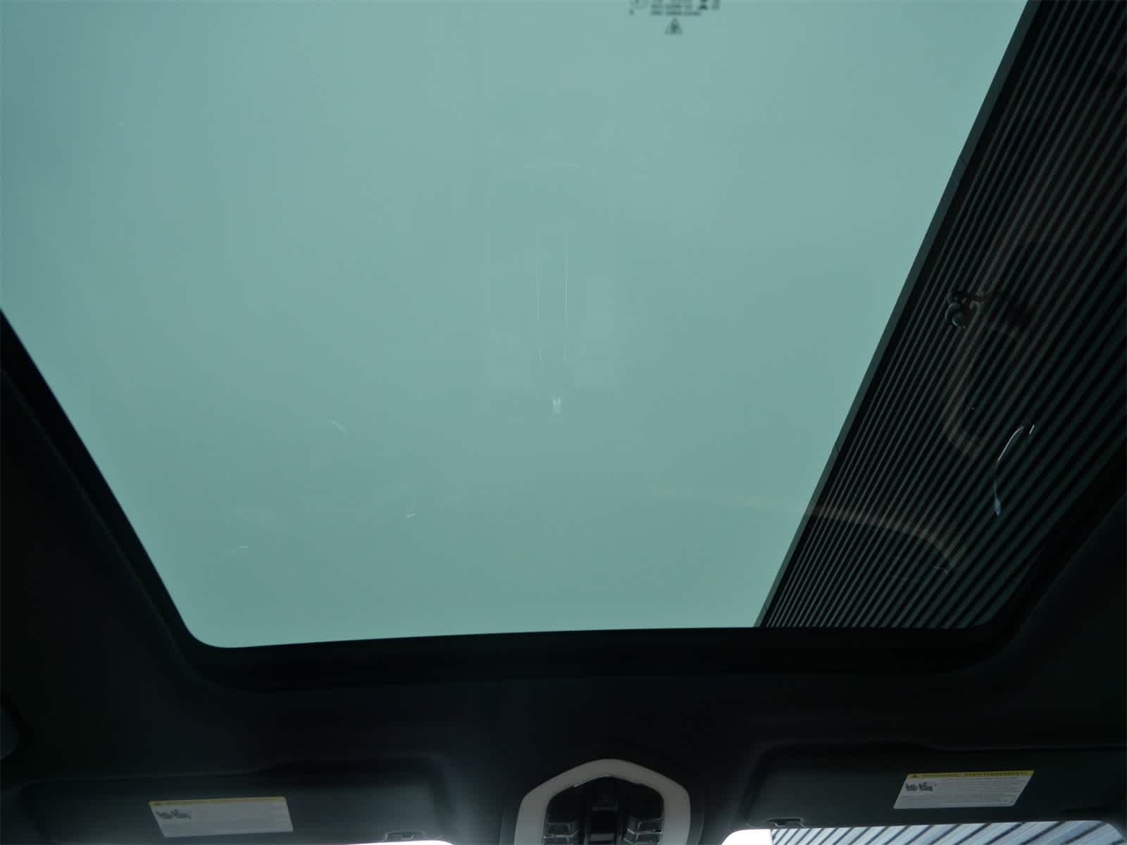 Thumbnail: 2024 Porsche Macan - 14