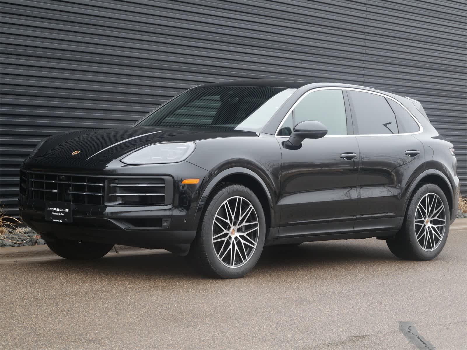 Thumbnail: 2025 Porsche Cayenne - 1