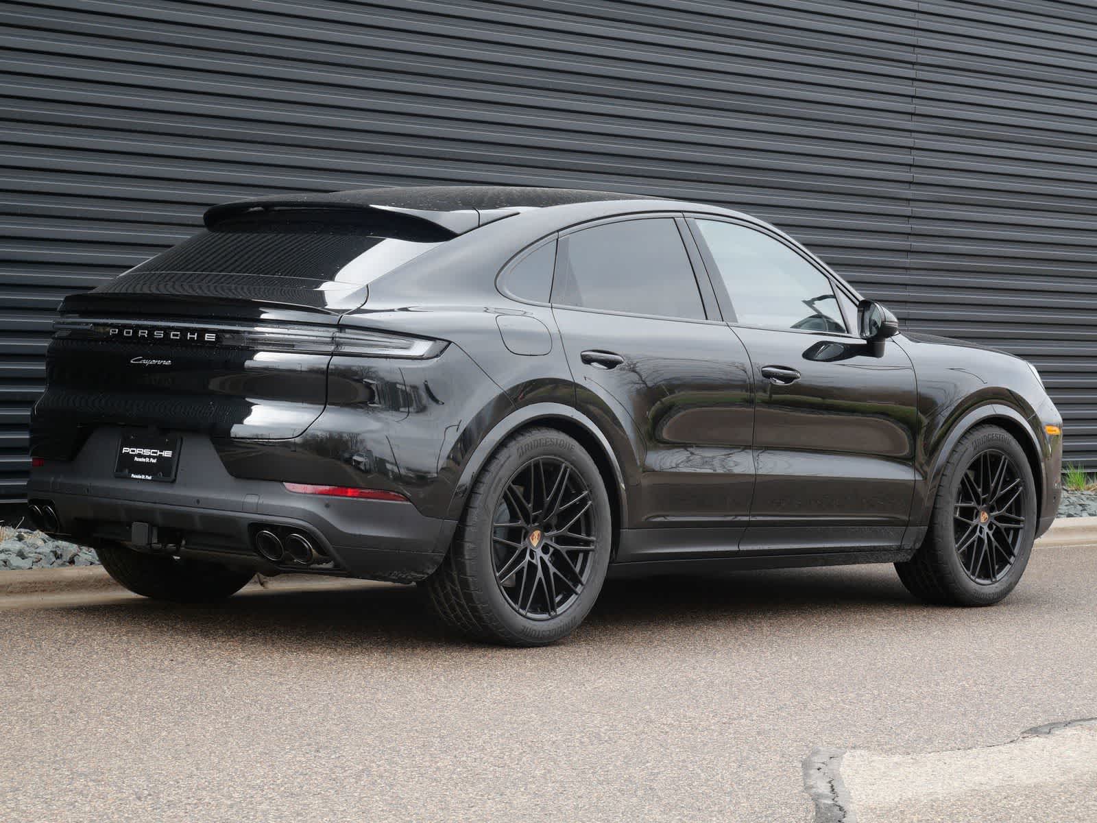 Thumbnail: 2026 Porsche Cayenne - 25
