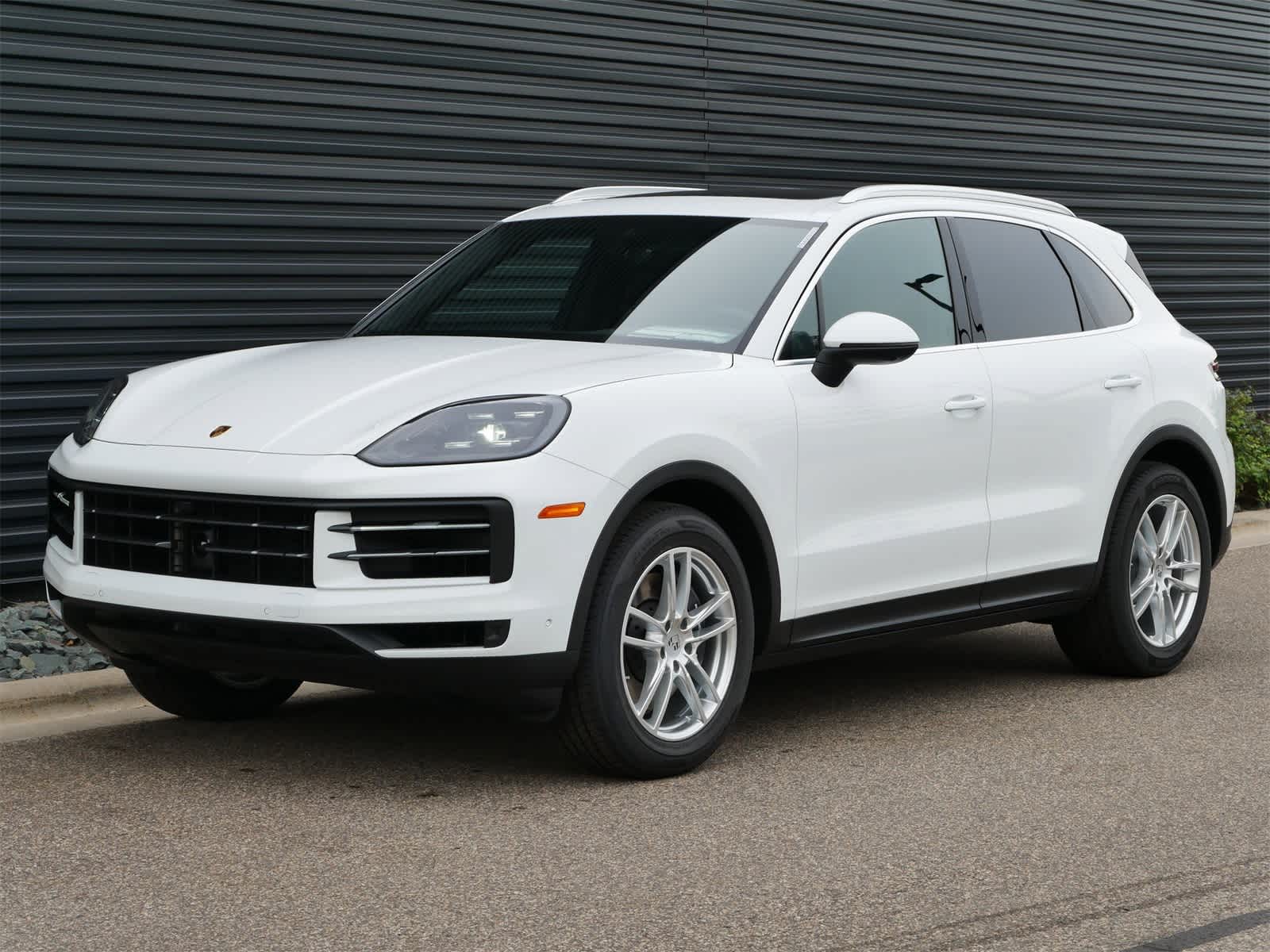 Thumbnail: 2026 Porsche Cayenne - 1