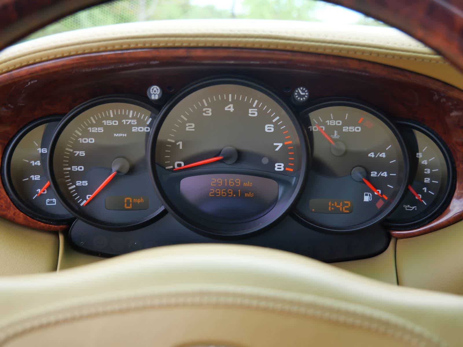 Thumbnail: 2003 Porsche 911 - 23