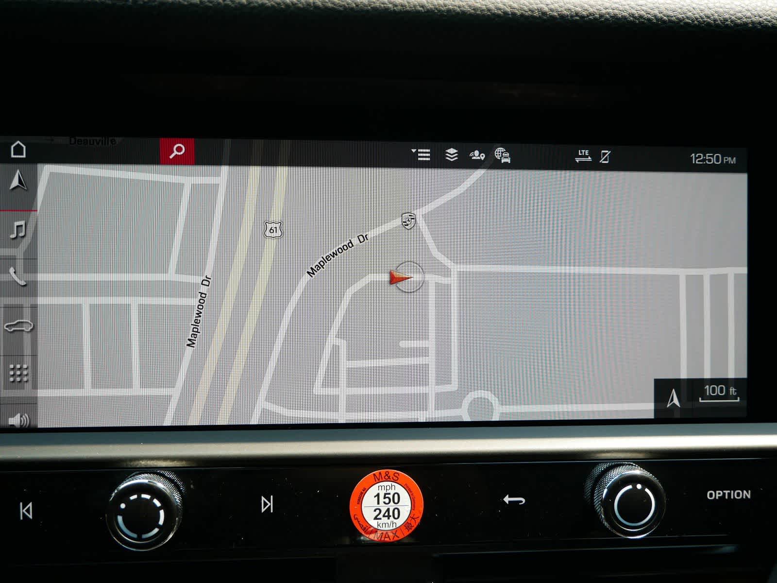 Thumbnail: 2025 Porsche Macan - 16