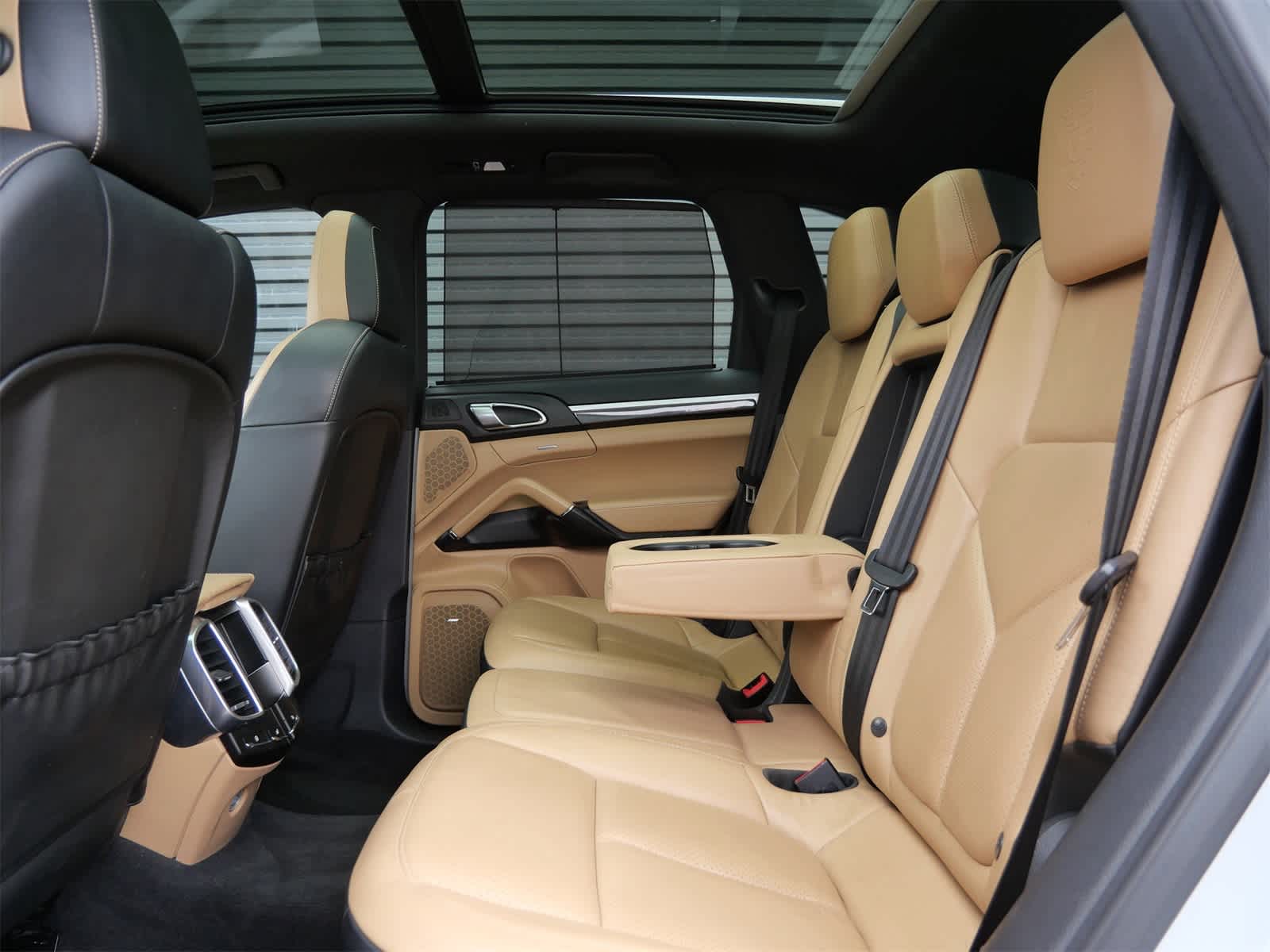 Thumbnail: 2014 Porsche Cayenne - 11