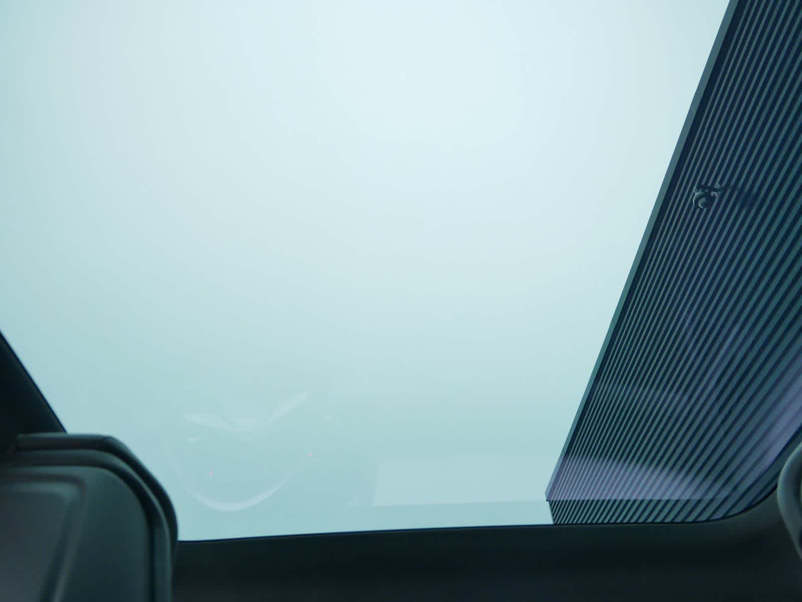 Thumbnail: 2021 Porsche Taycan - 15