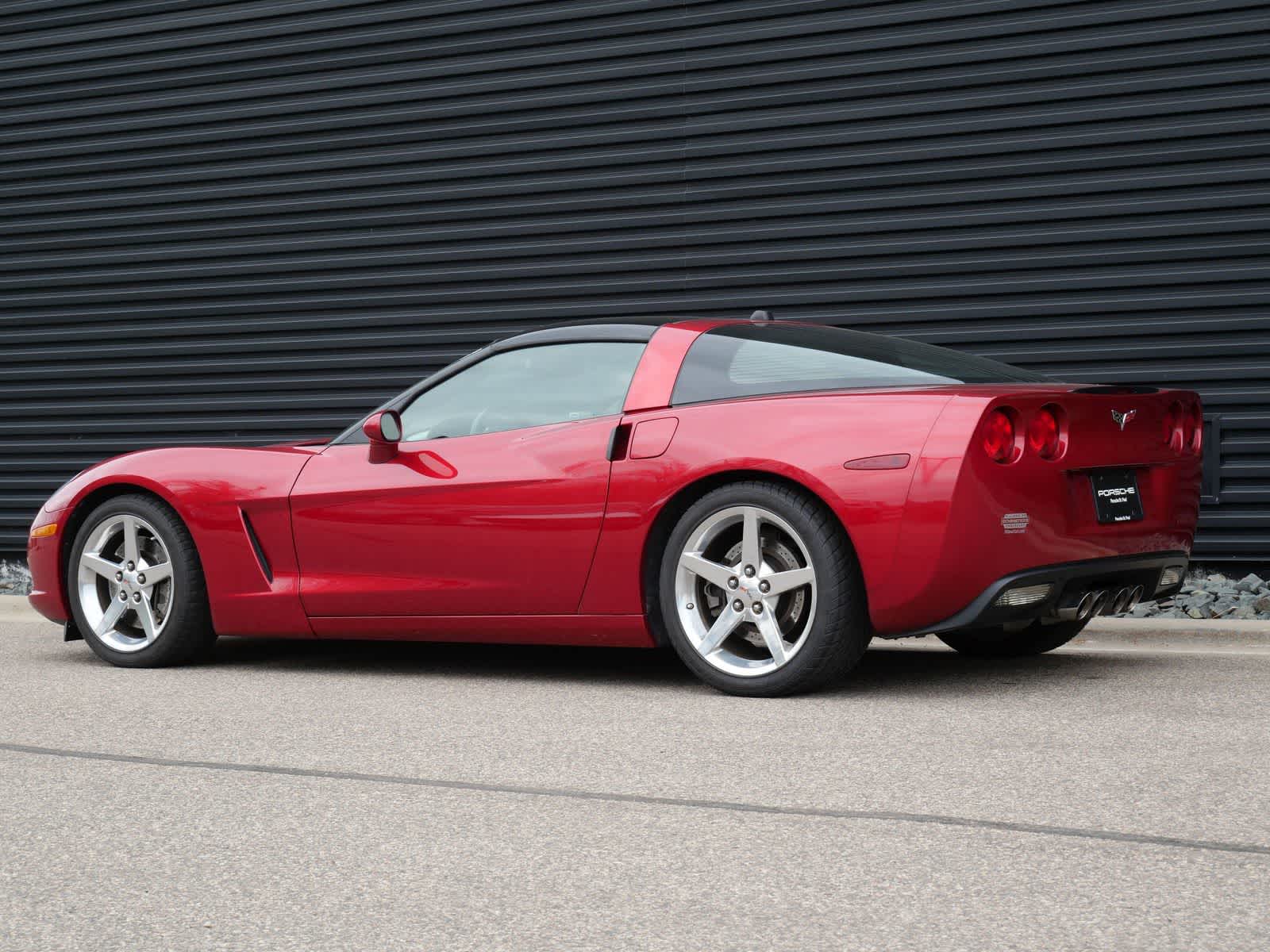 Thumbnail: 2005 Chevrolet Corvette - 3