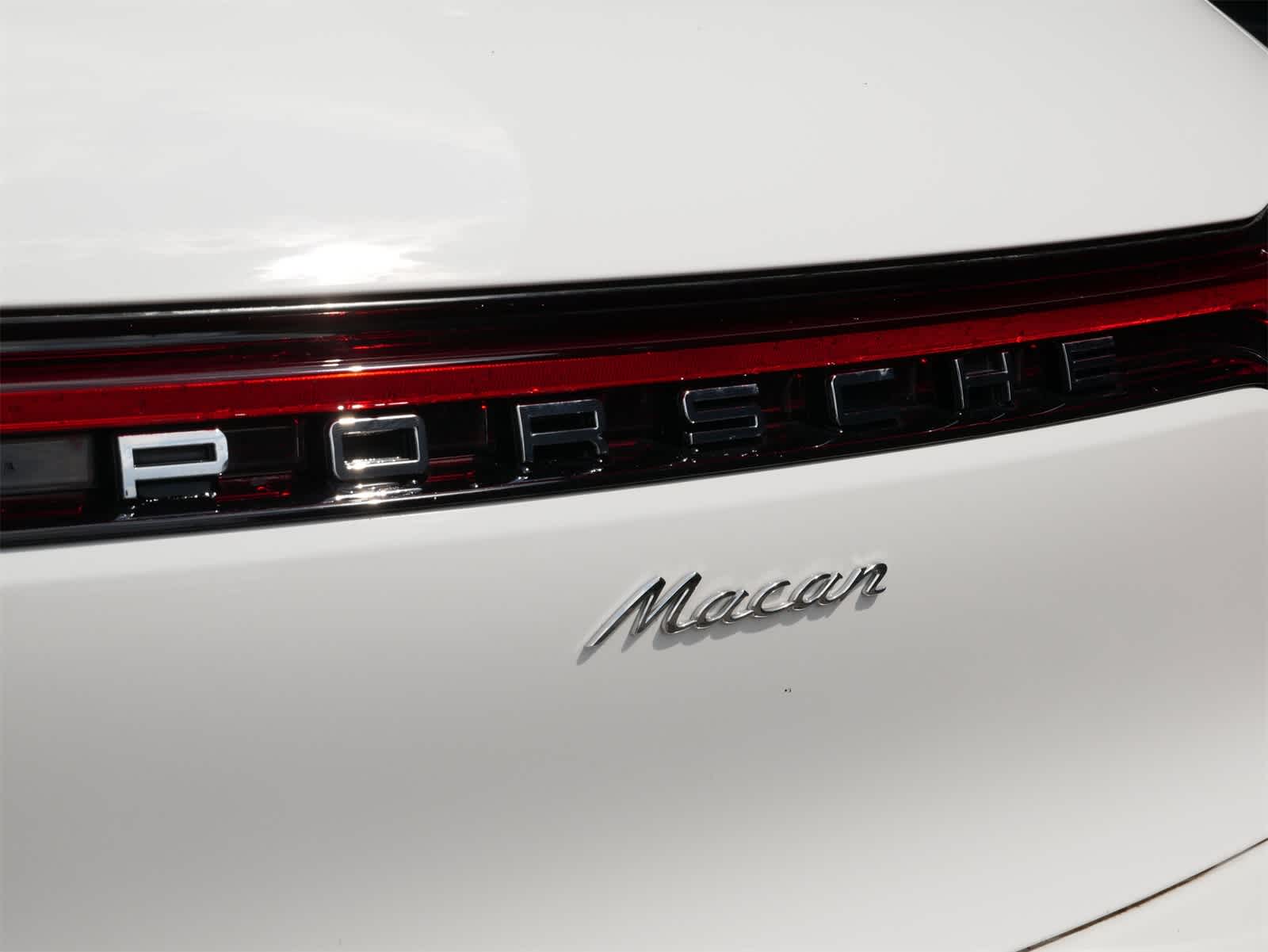 Thumbnail: 2024 Porsche Macan - 22