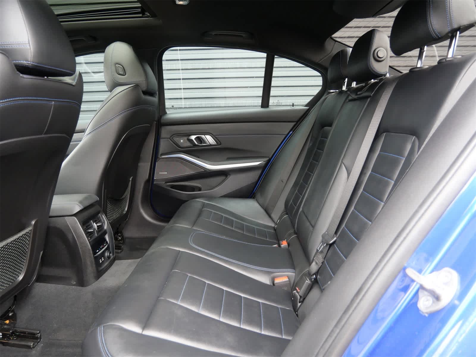 Thumbnail: 2020 BMW 3 Series - 11