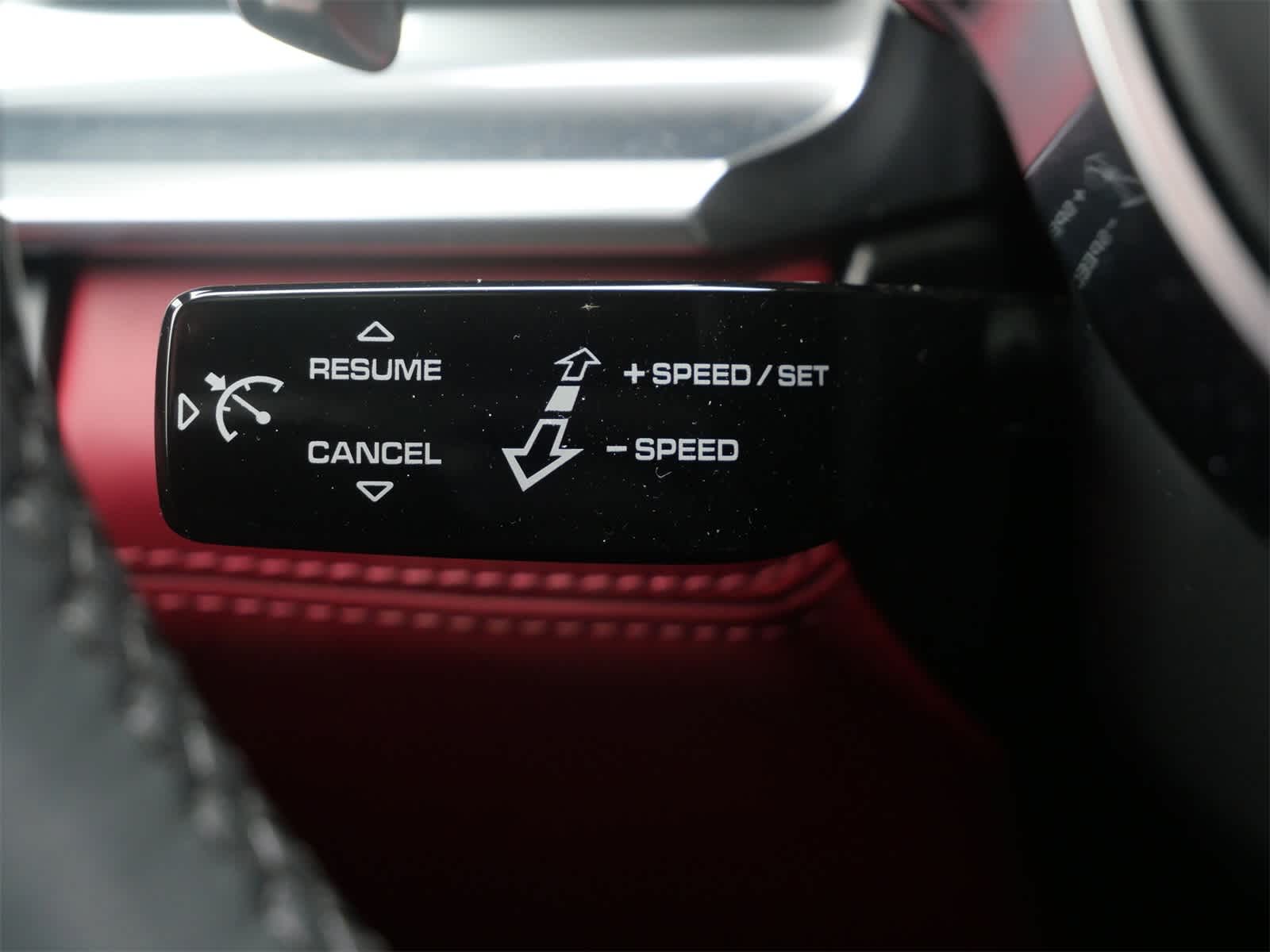 Thumbnail: 2019 Porsche Panamera - 18