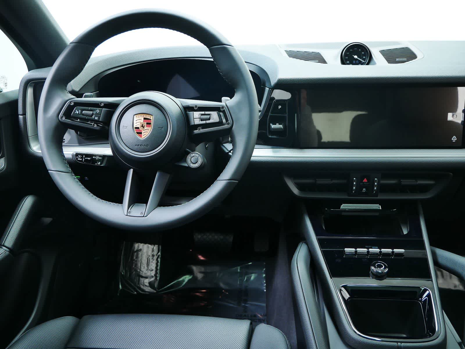 Thumbnail: 2026 Porsche Cayenne - 16