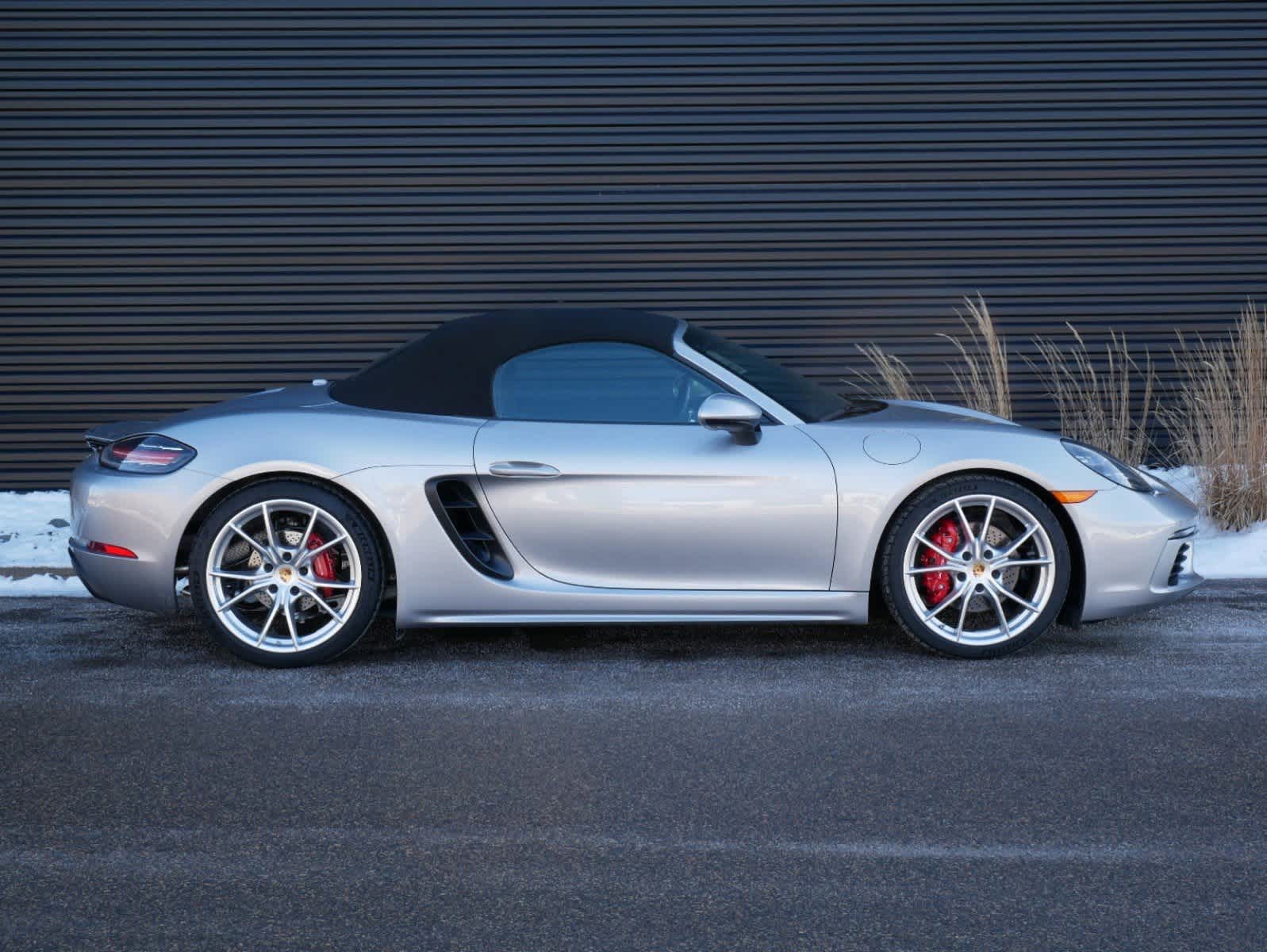 2024 Porsche 718 Boxster S 25