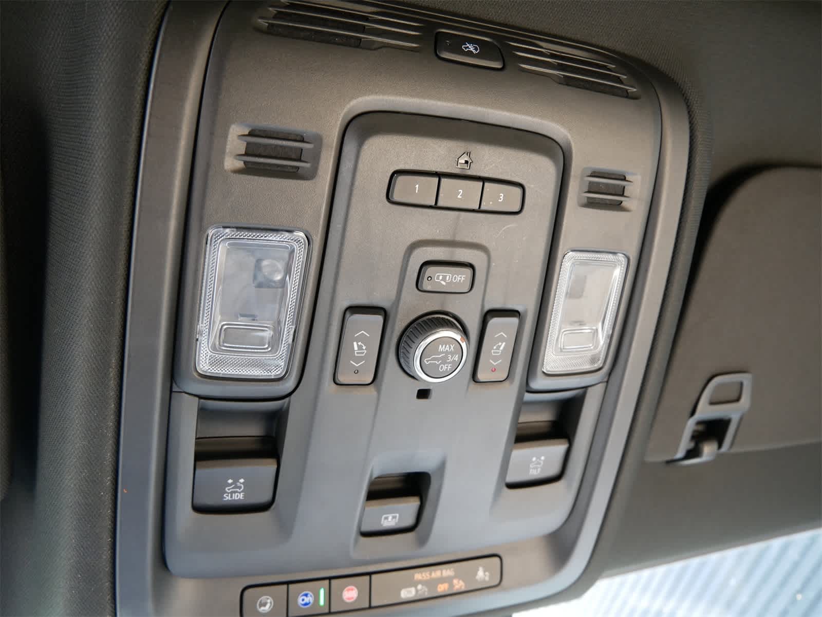 Thumbnail: 2021 Cadillac Escalade - 17