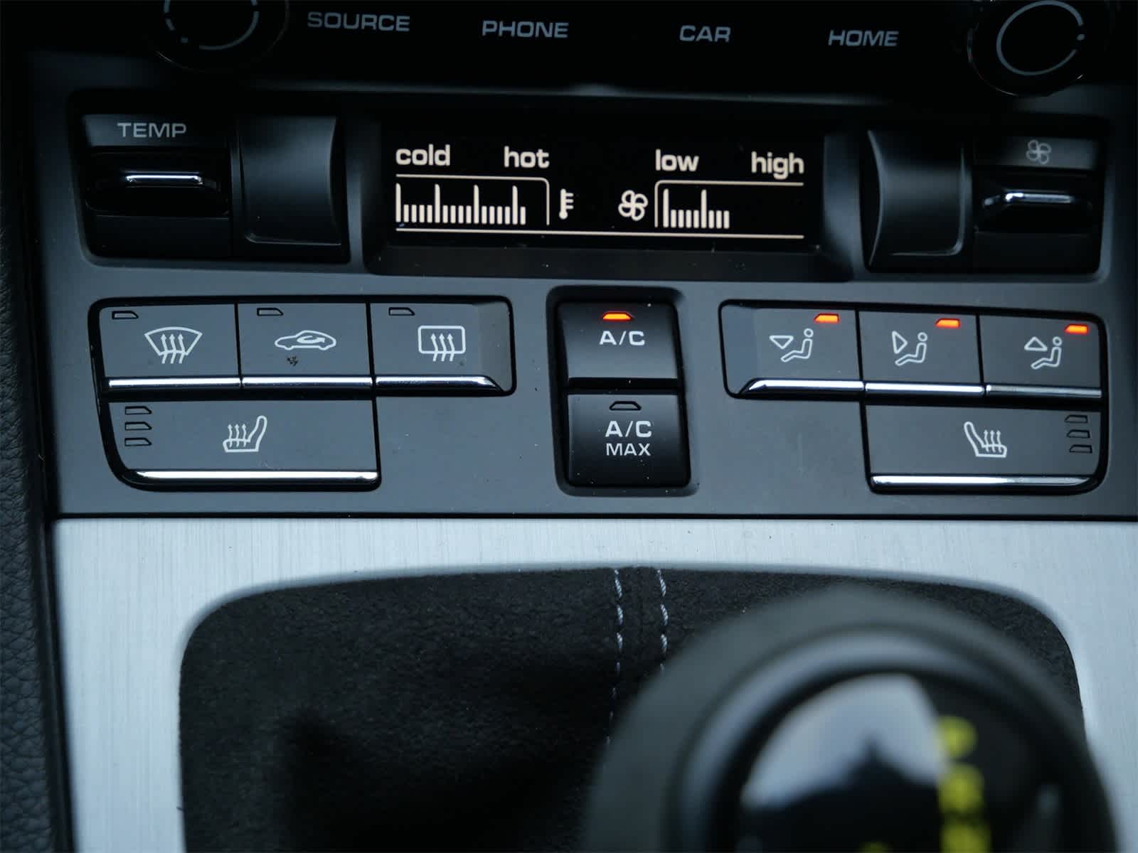 Thumbnail: 2021 Porsche 718 Cayman - 21