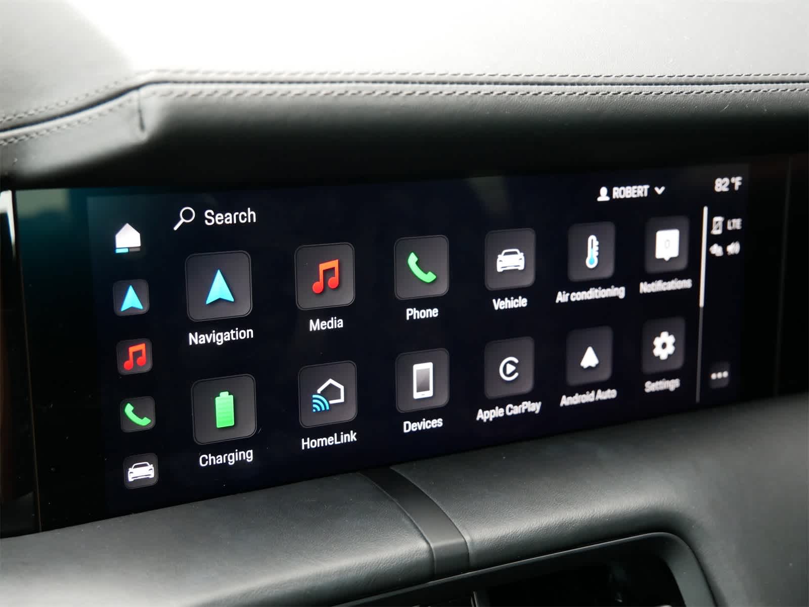 Thumbnail: 2023 Porsche Taycan - 14