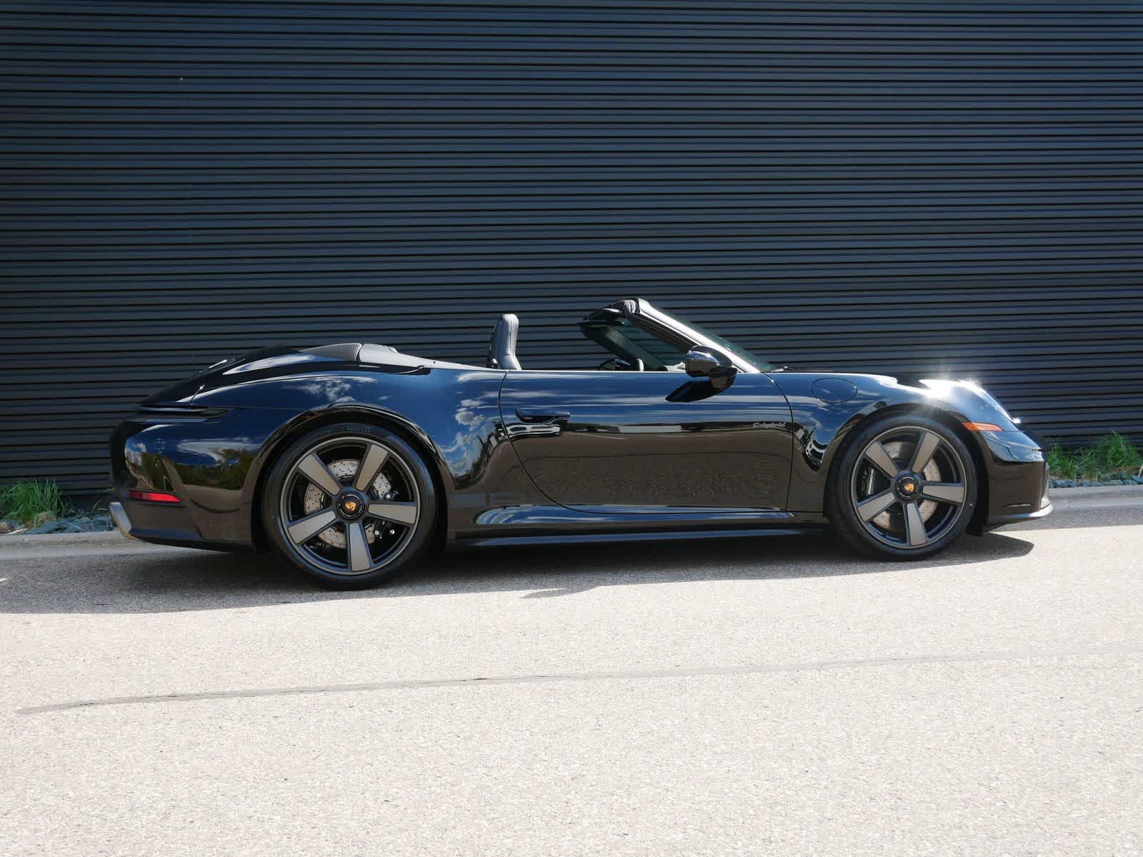 Thumbnail: 2026 Porsche 911 - 27