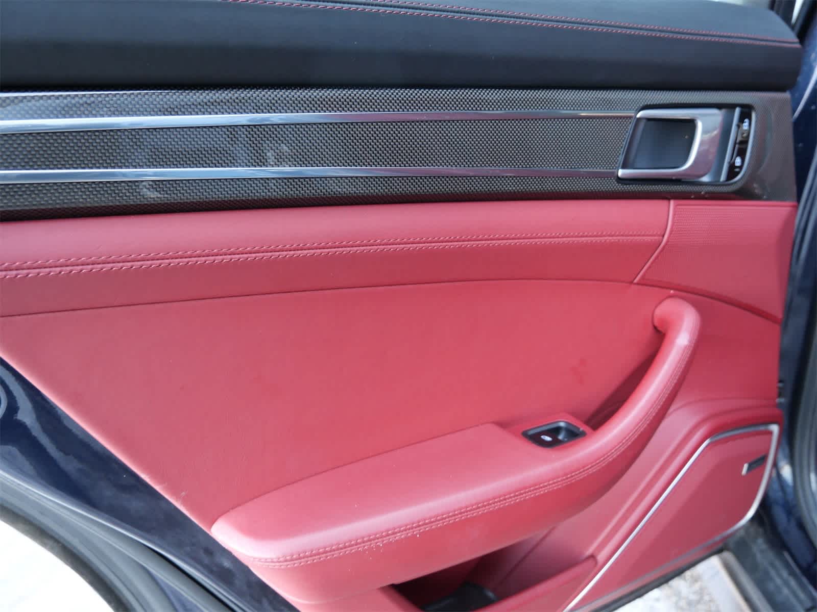 Thumbnail: 2020 Porsche Panamera - 13