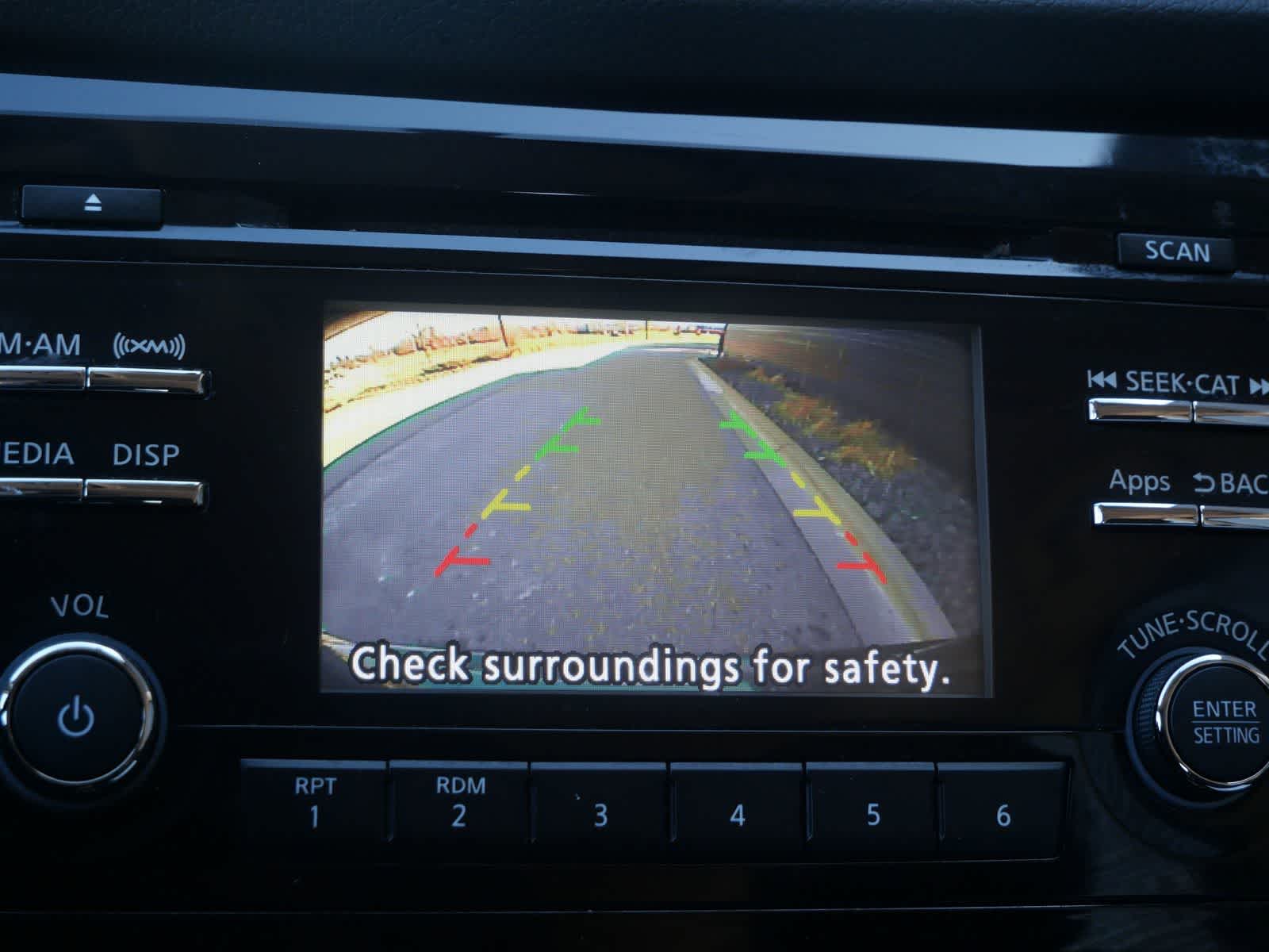 Thumbnail: 2016 Nissan Rogue - 25