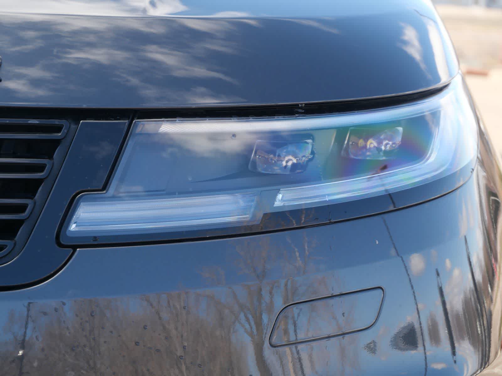 Thumbnail: 2025 Land Rover Range Rover Sport - 6